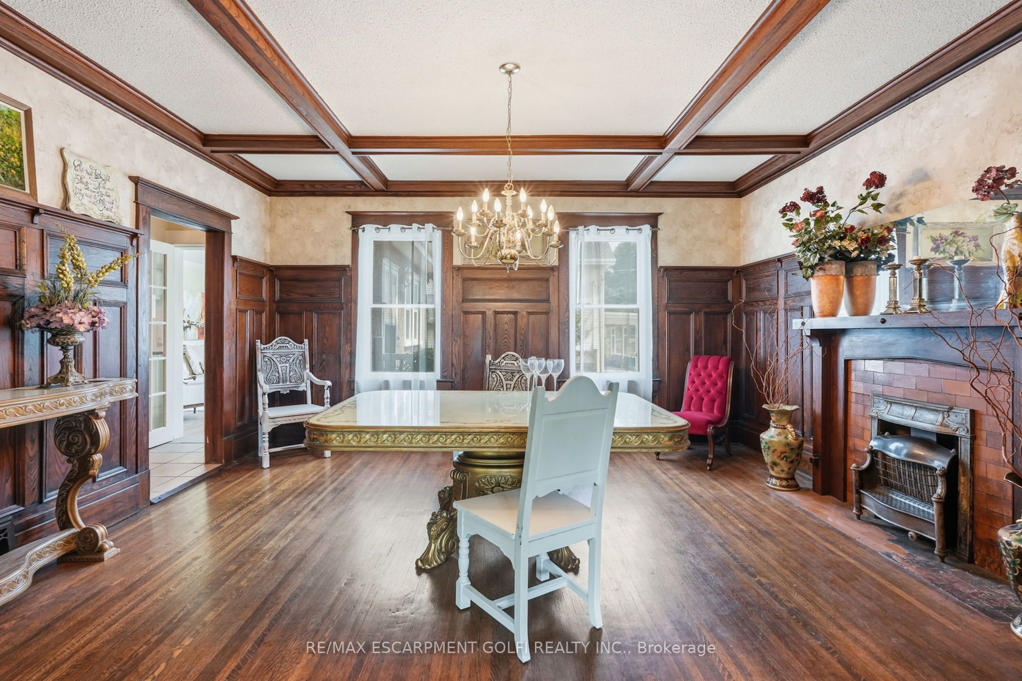 2 Carleton Street, Thorold, ON L2V 2A3 photo 4