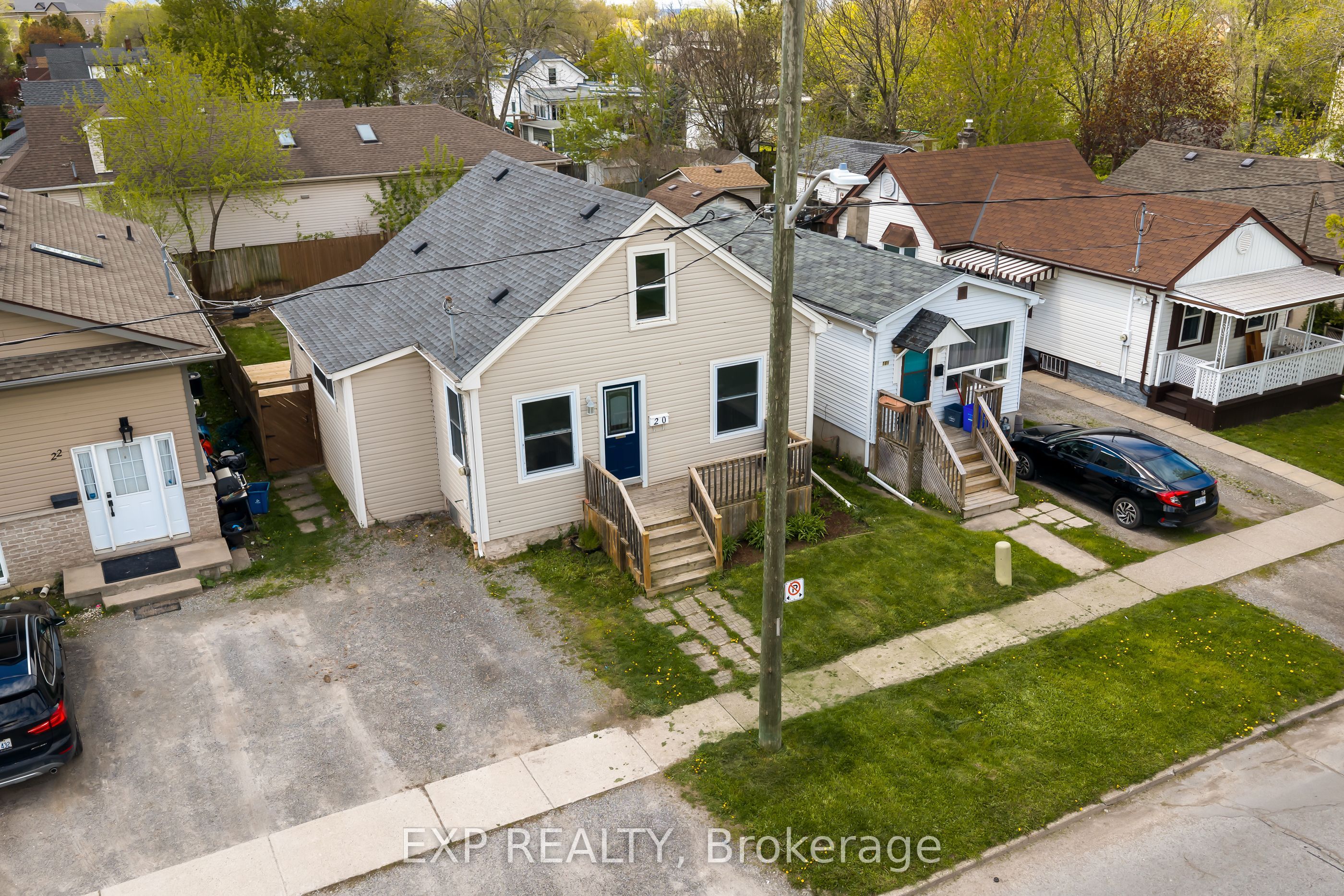 20 Lloyd Street, St. Catharines, ON L2S 2N8 photo 3