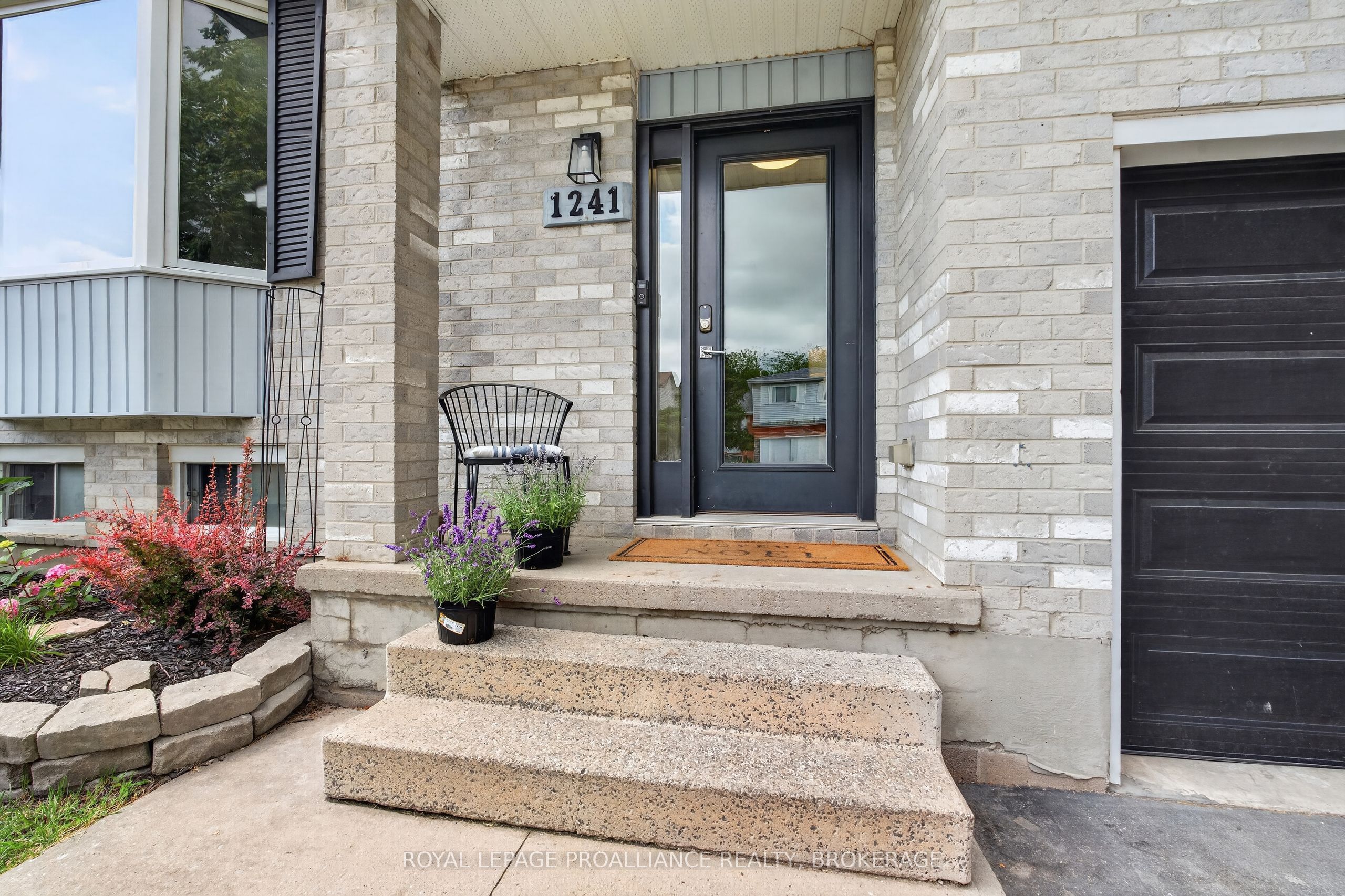 1241 Juniper Drive, Kingston, ON K7P 2P7 photo 2