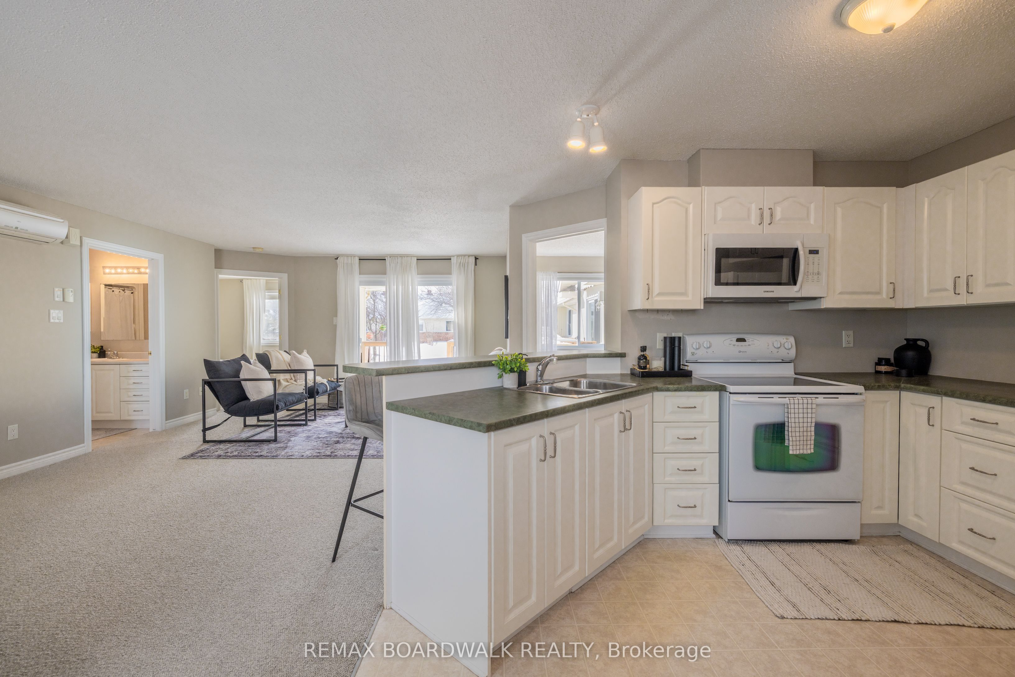 206 Oak Leaf Private, Stittsville - Munster - Richmond, ON K0A 2Z0 photo 4