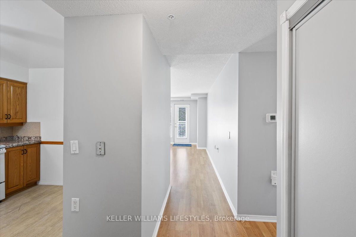 511 Gainsborough Road 113, London North, ON N6G 4Z5 photo 4