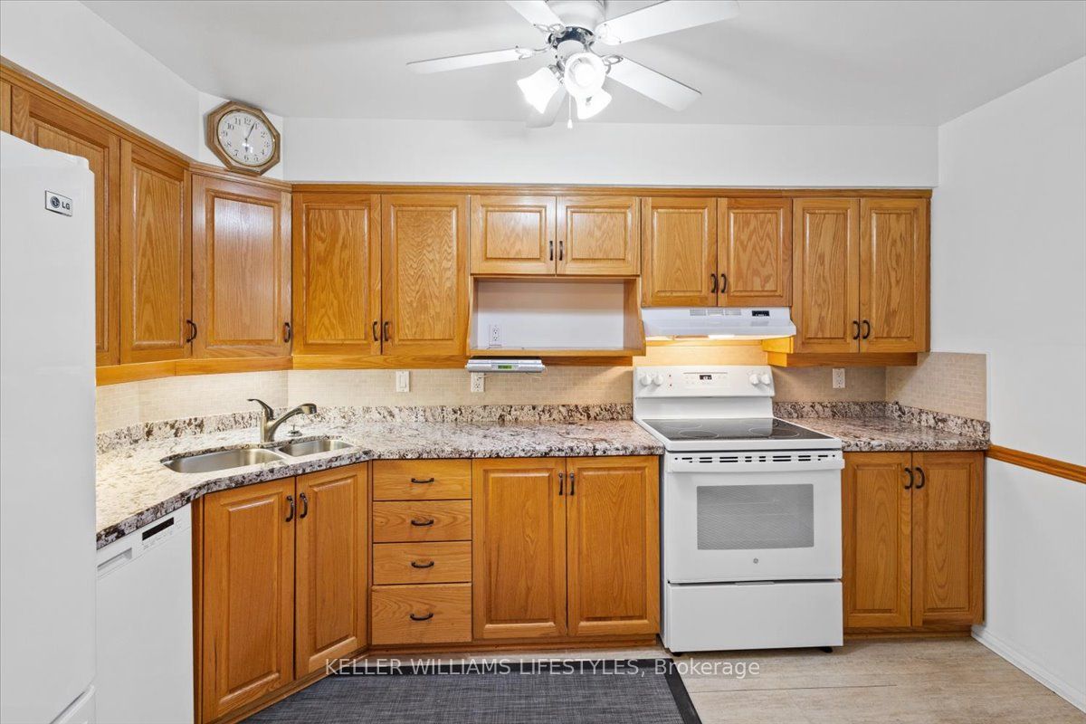 511 Gainsborough Road 113, London North, ON N6G 4Z5 photo 5
