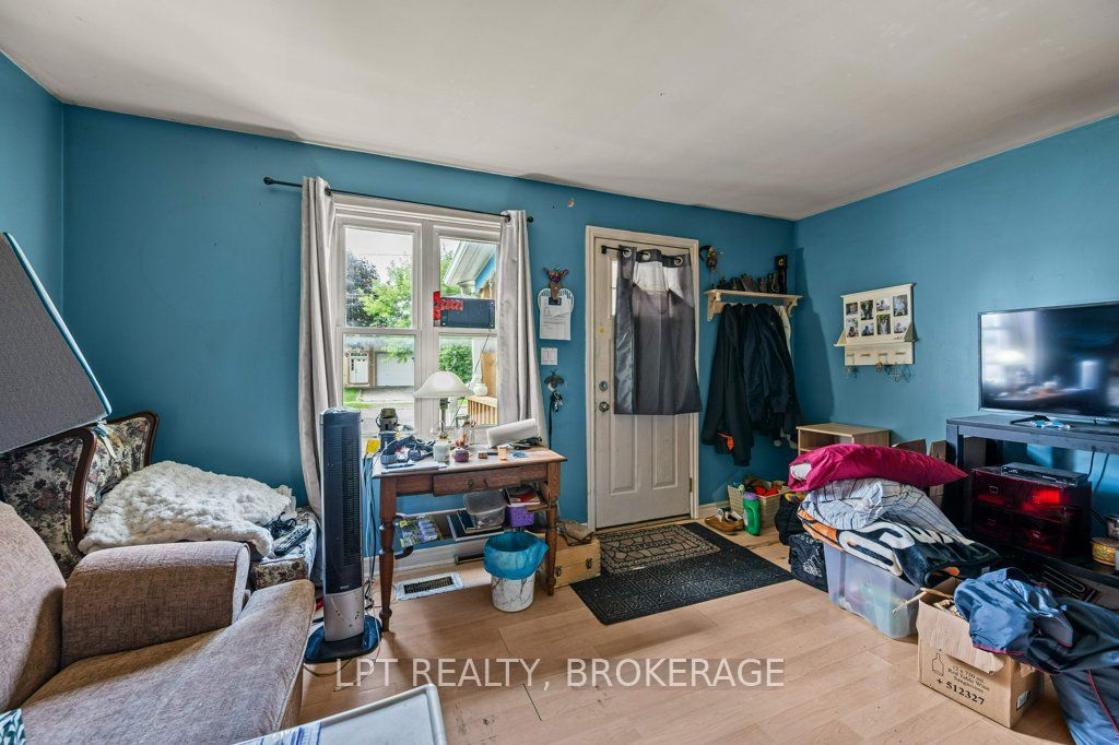 13 Kingscourt Avenue, Kingston, ON K7K 4N6 photo 5