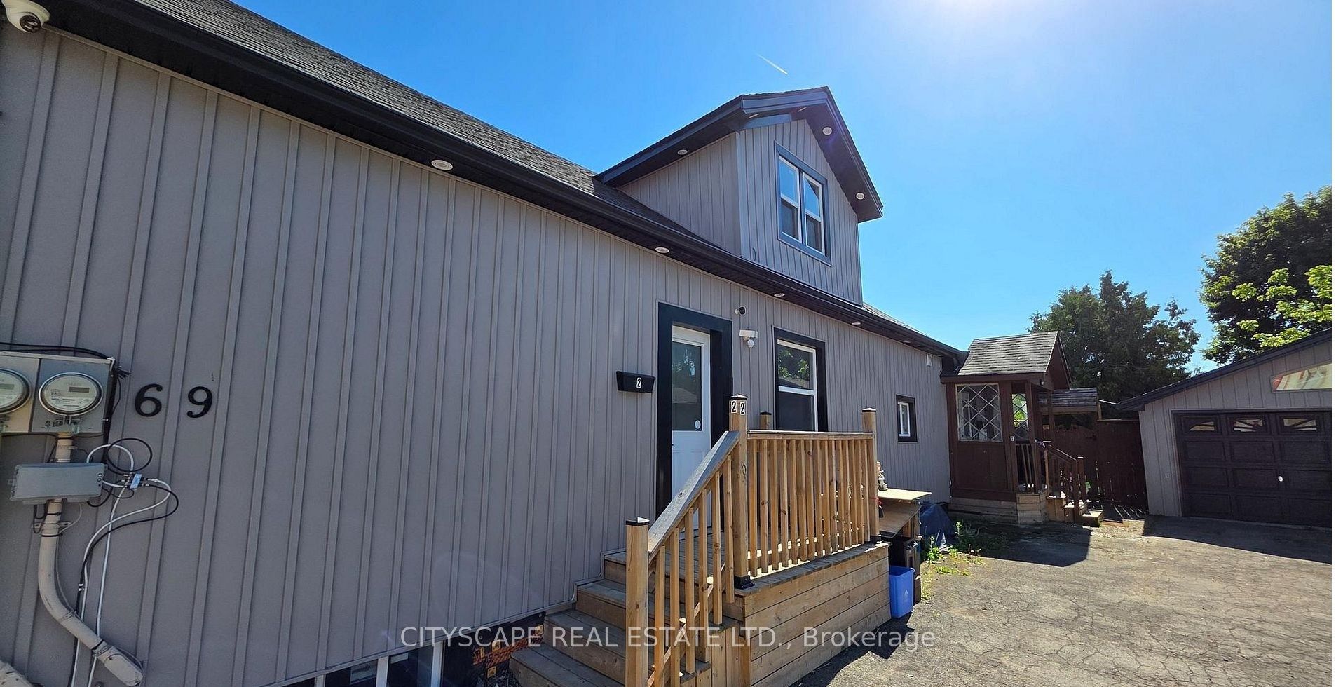 69 Vine Street W 2, St. Catharines, ON L2R 3X9 photo 4