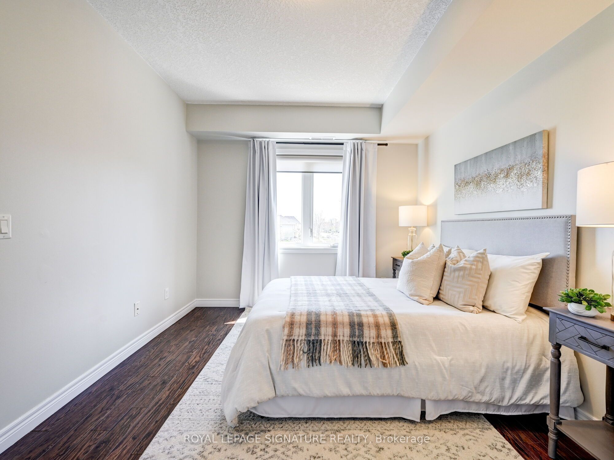 886 Golf Links Road 205, Hamilton, ON L9K 1J8 photo 5