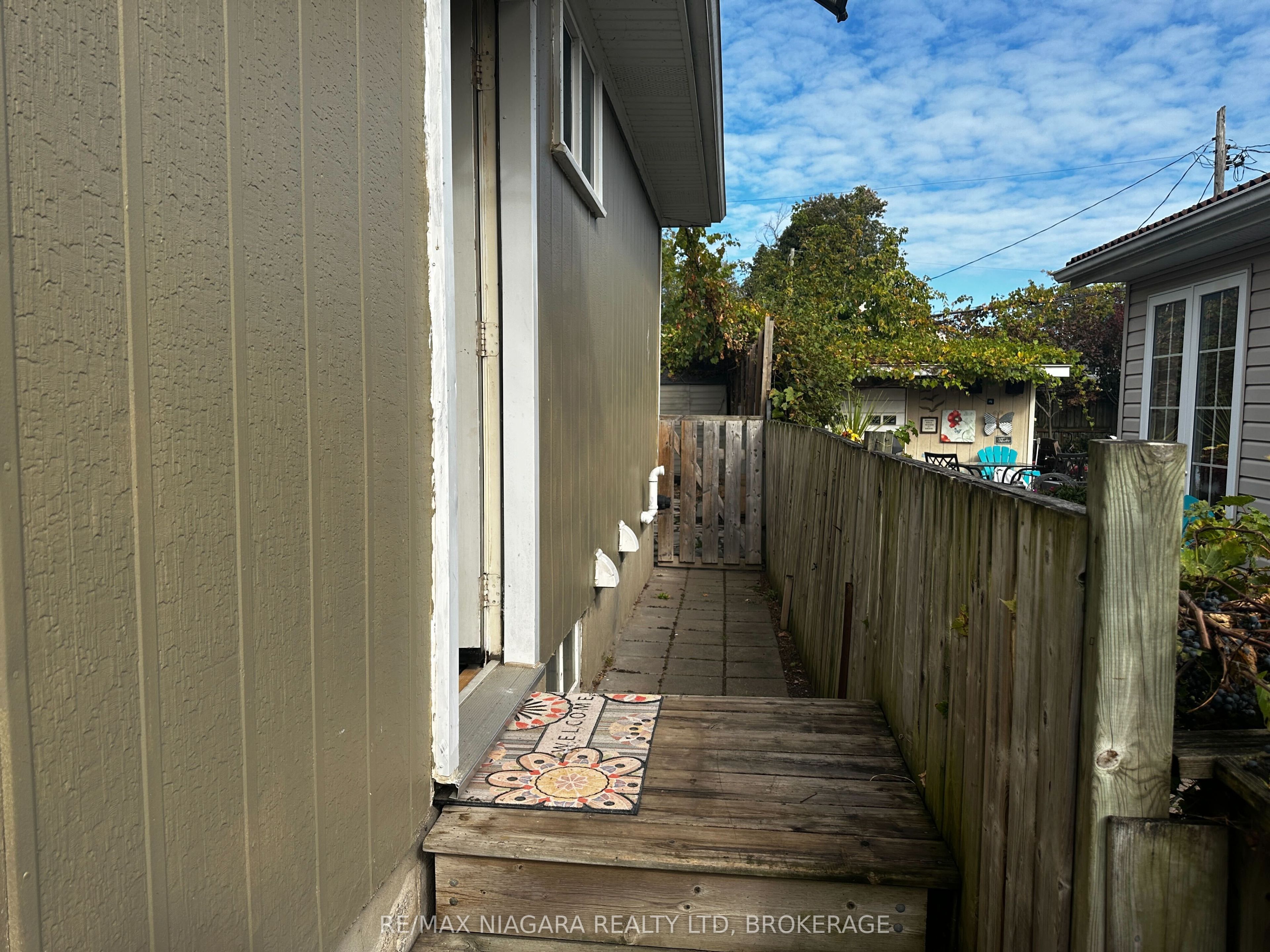 43A BEACHAVEN Drive LOWER, St. Catharines, ON L2M 1A6 photo 2