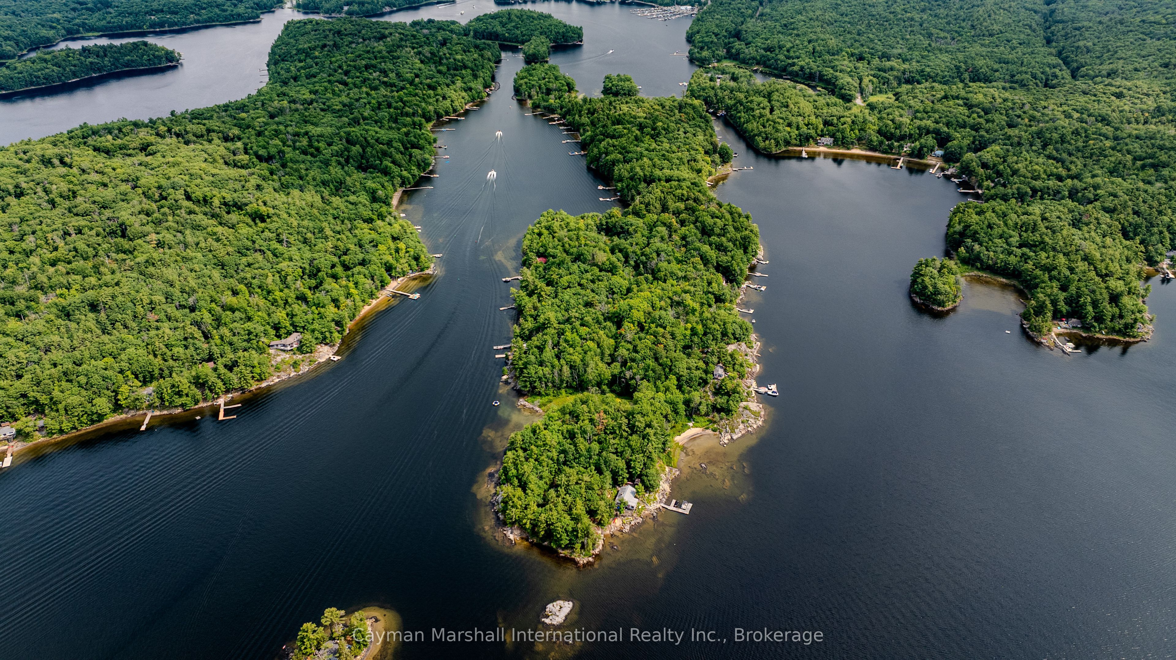 35 B723 Island, The Archipelago, ON P2A 2X1