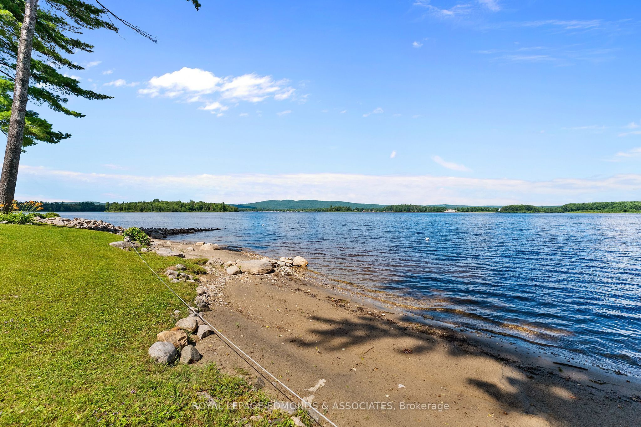 382 Greenway Drive, Whitewater Region, ON K0J 2L0 photo 5