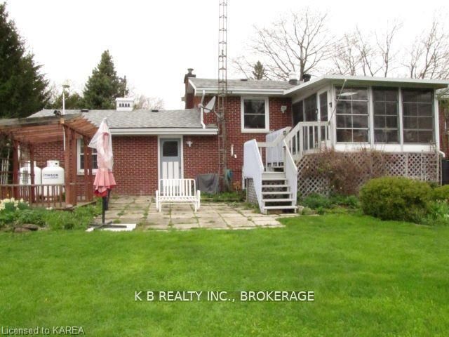 103 PARK Drive, Greater Napanee, ON K0H 1G0 photo 2