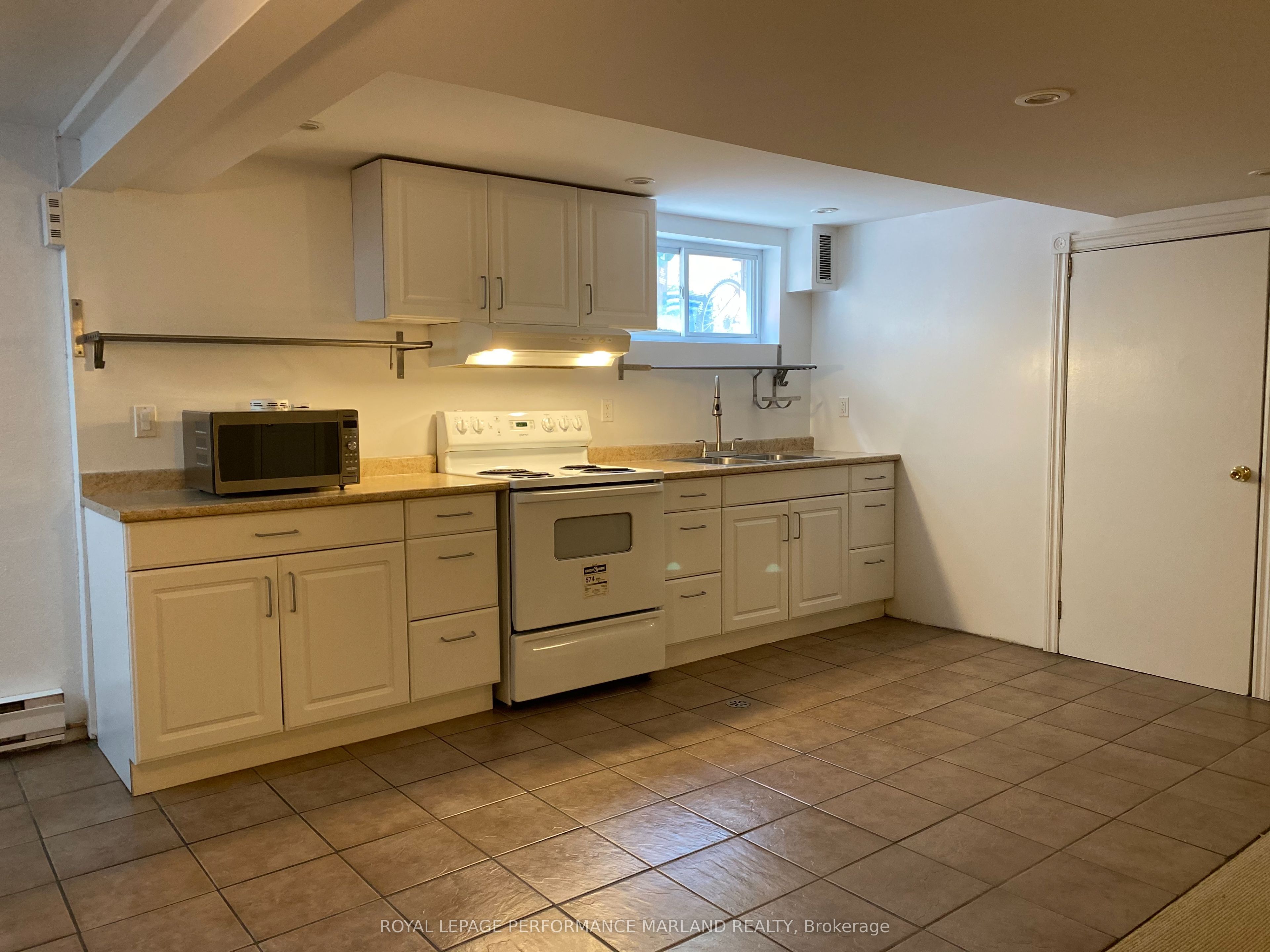 145 Hopewell Avenue B, Glebe - Ottawa East and Area, ON K1S 2Z2 photo 5