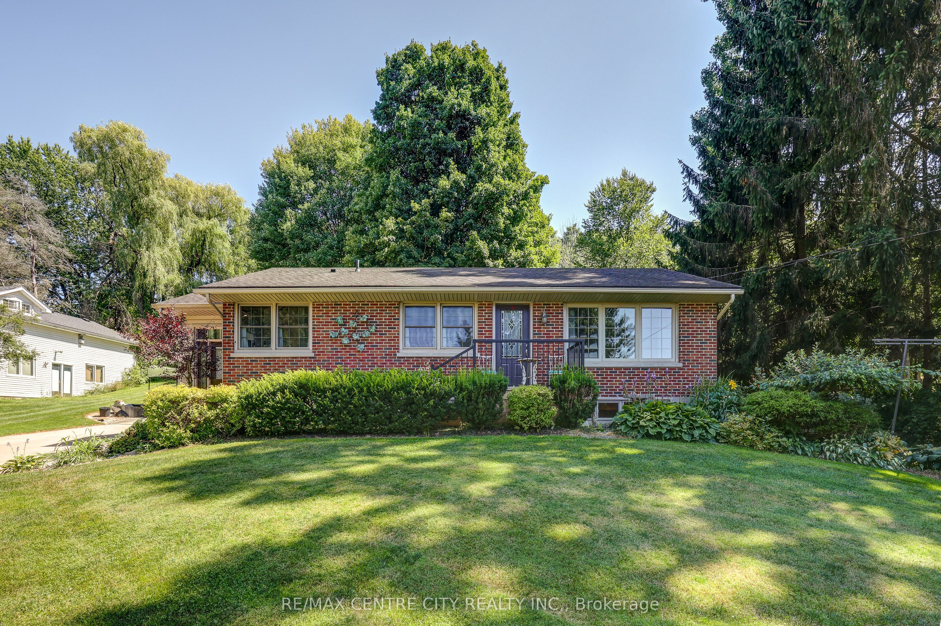 4766 SUNSET Road, Central Elgin, ON N5L 1J1