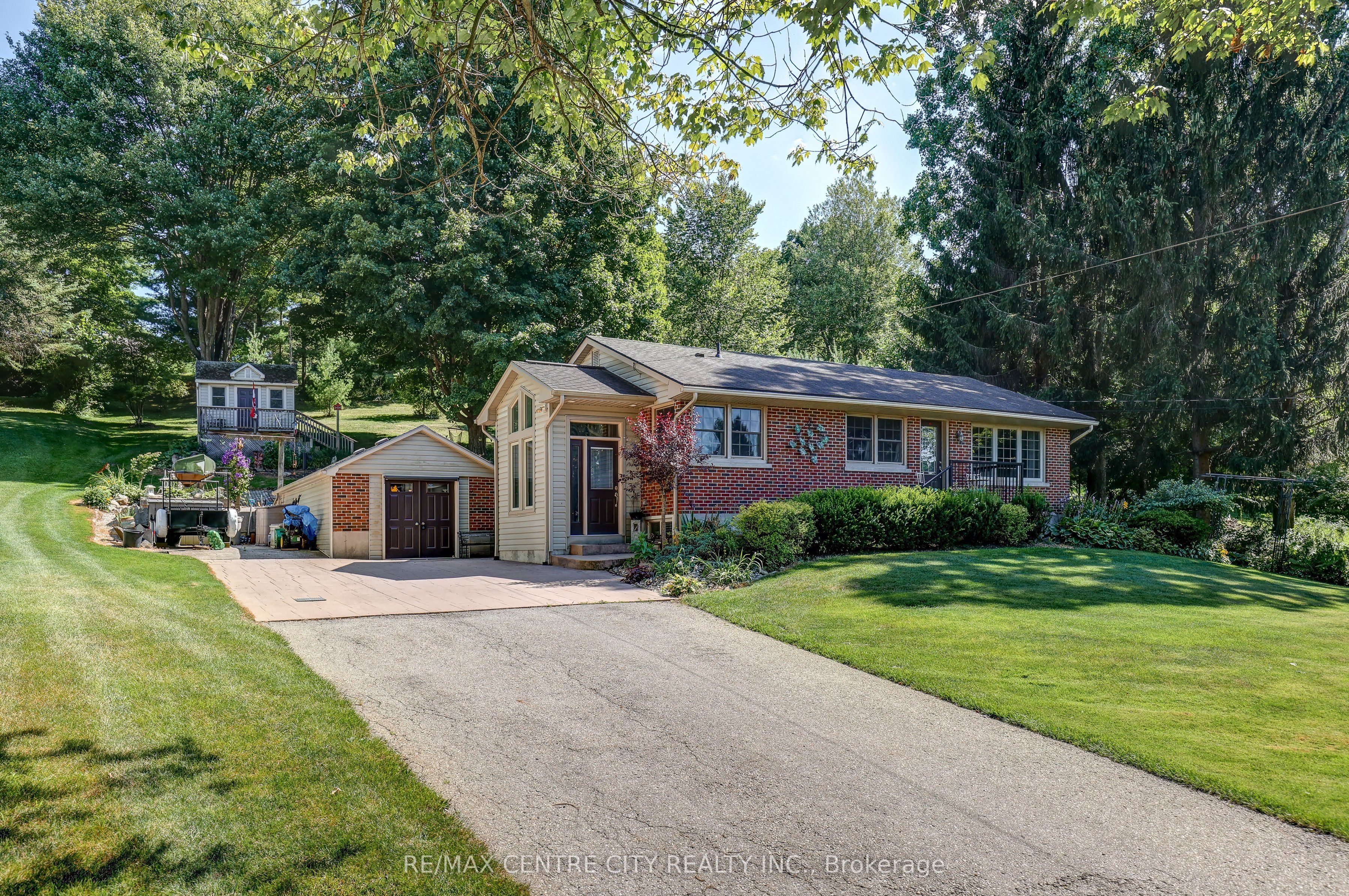 4766 SUNSET Road, Central Elgin, ON N5L 1J1 photo 2