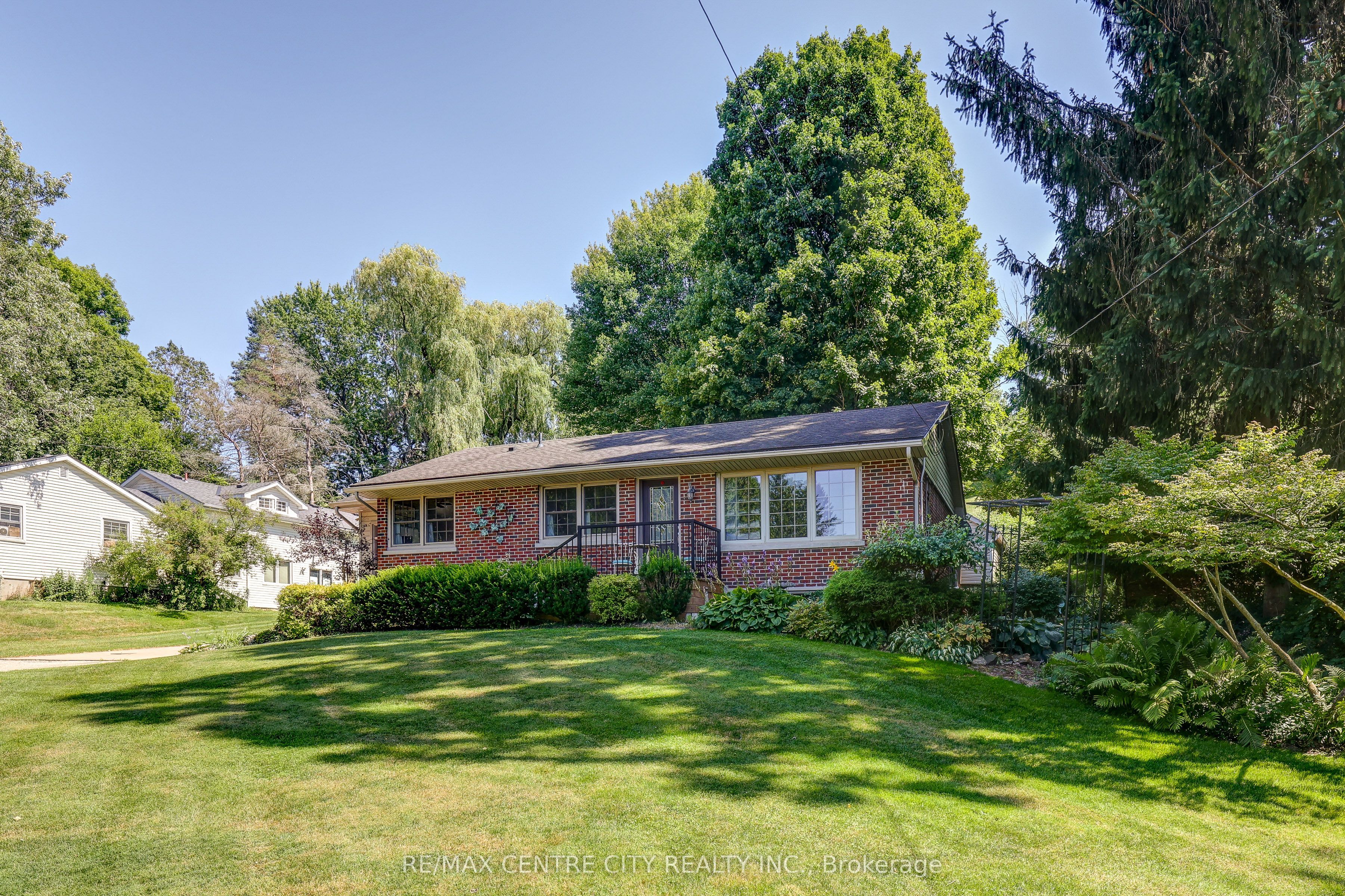4766 SUNSET Road, Central Elgin, ON N5L 1J1 photo 3