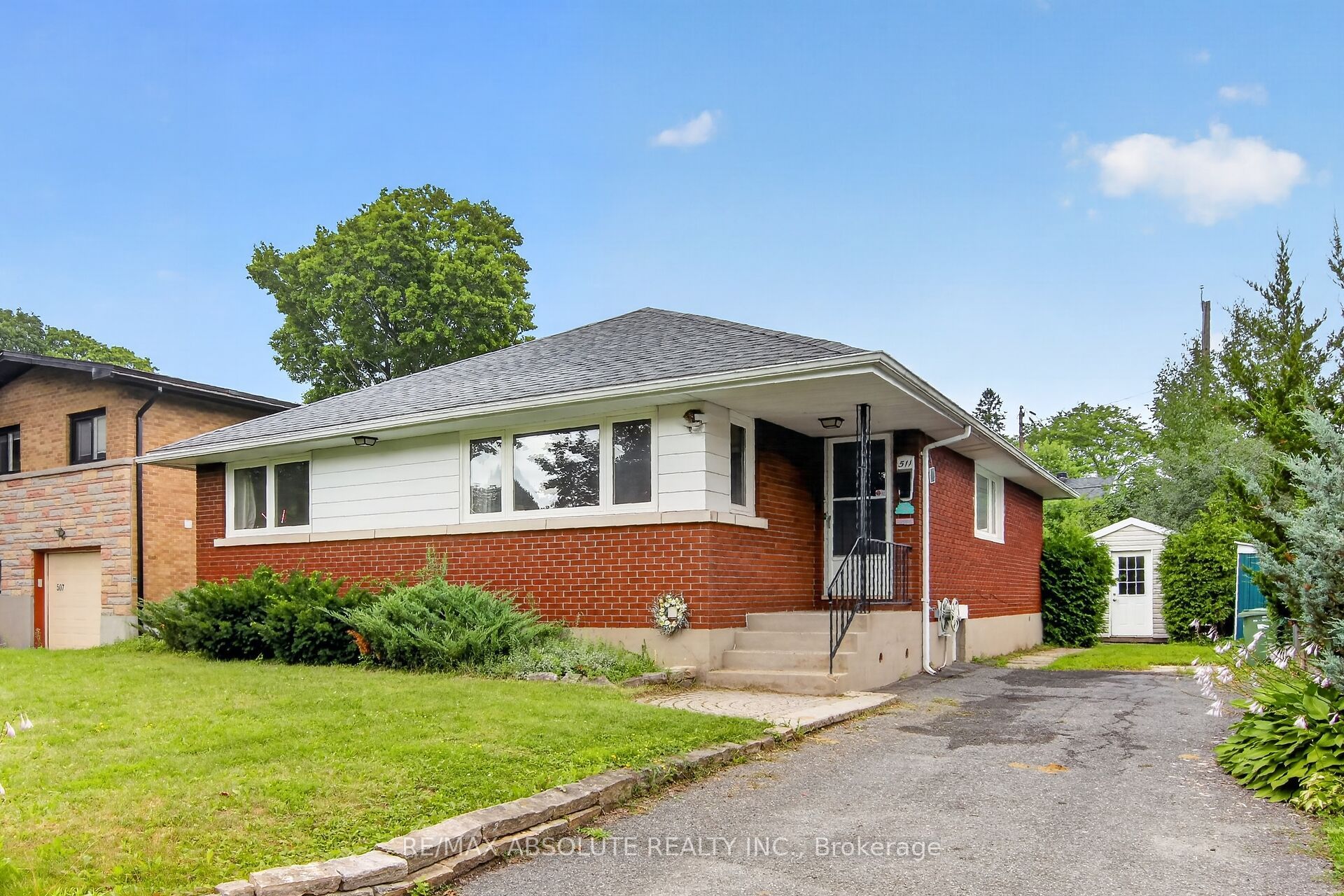 511 Penhill Avenue, Alta Vista and Area, ON K1G 0V5 photo 2