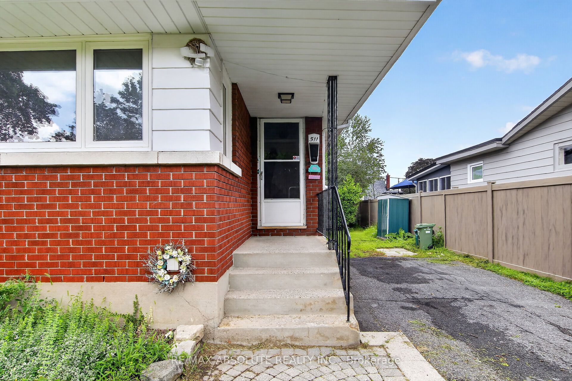 511 Penhill Avenue, Alta Vista and Area, ON K1G 0V5 photo 3
