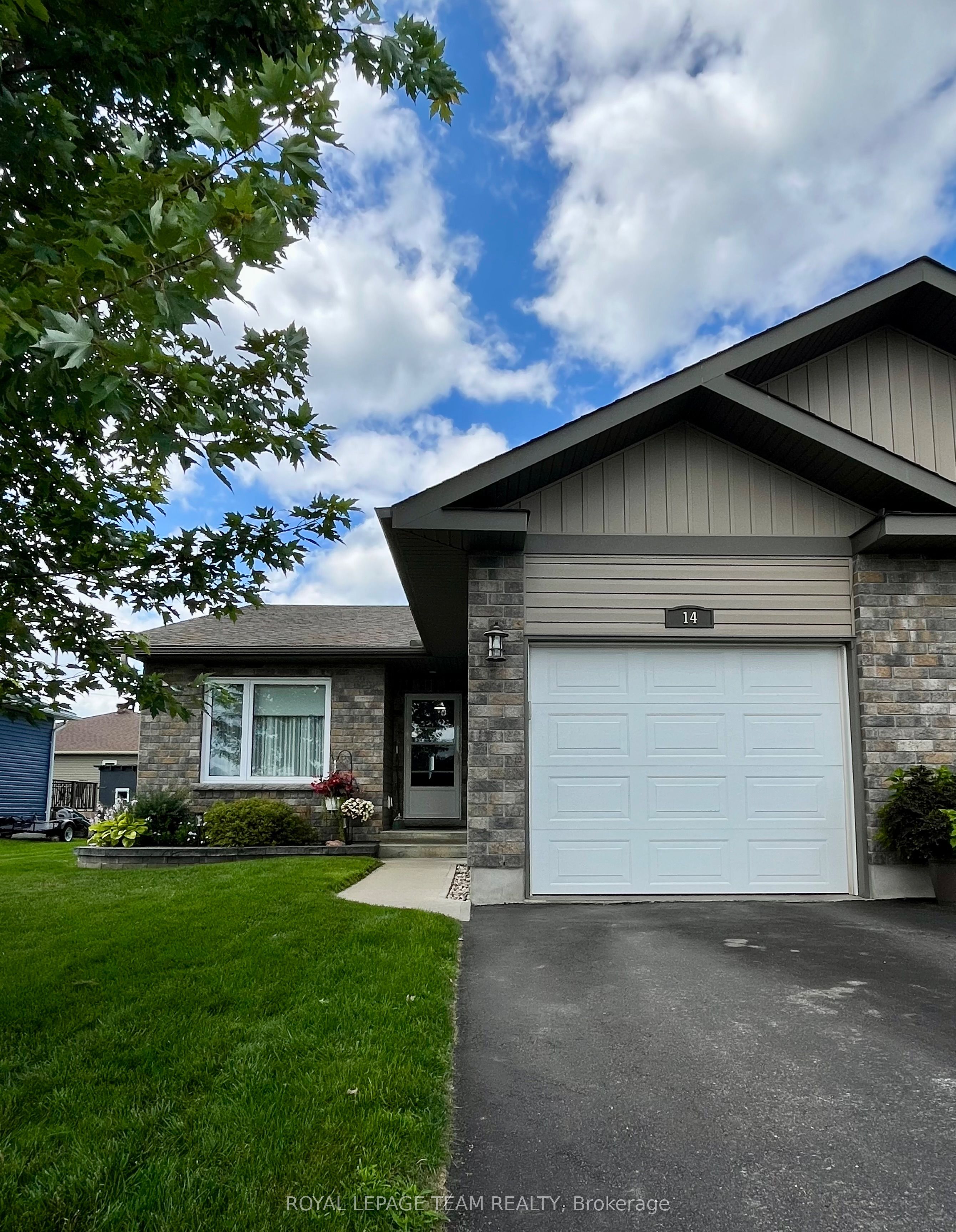 14 Otteridge Avenue, Renfrew, ON K7V 0A1