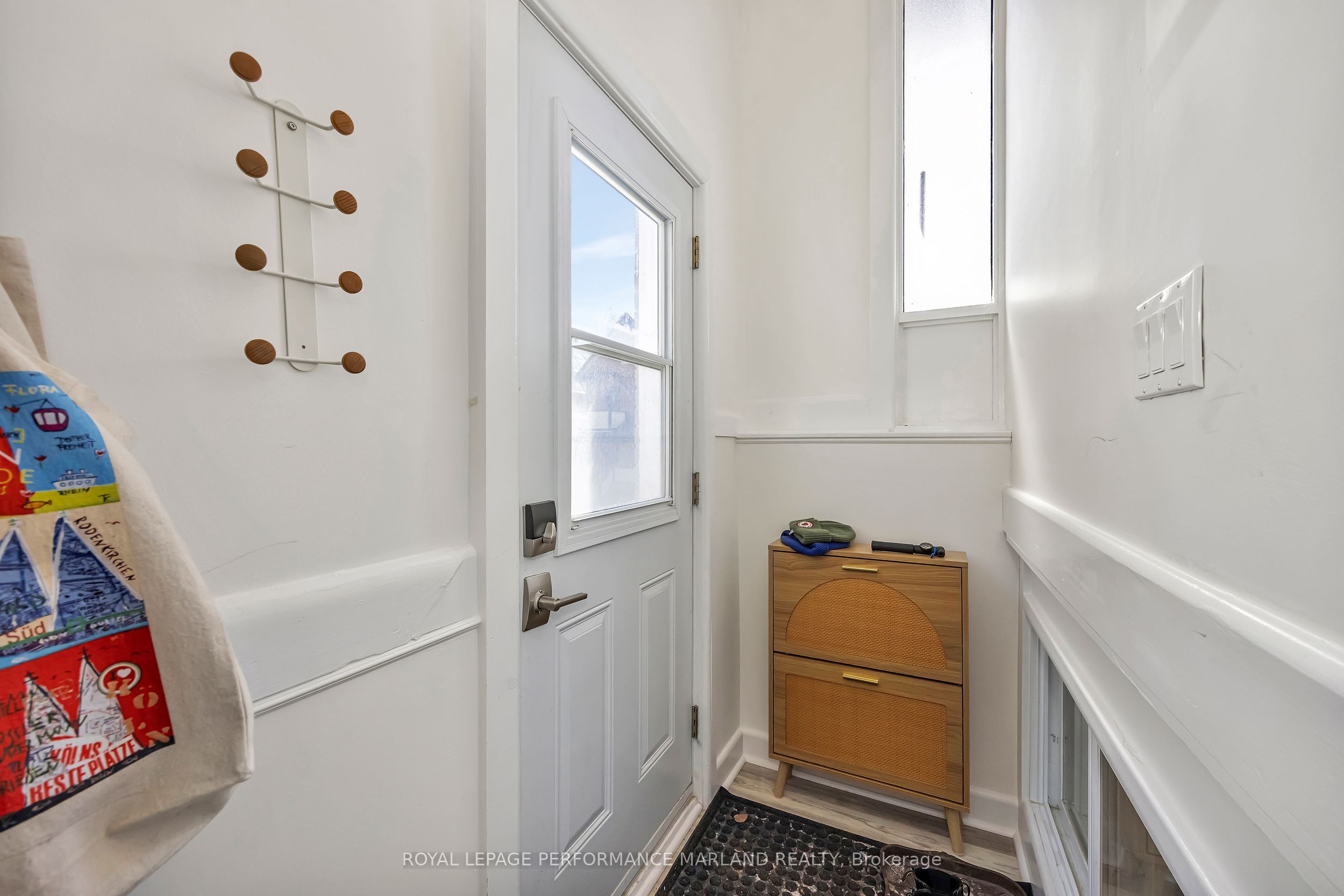 23 Barton Street B, Glebe - Ottawa East and Area, ON K1S 4R6 photo 4