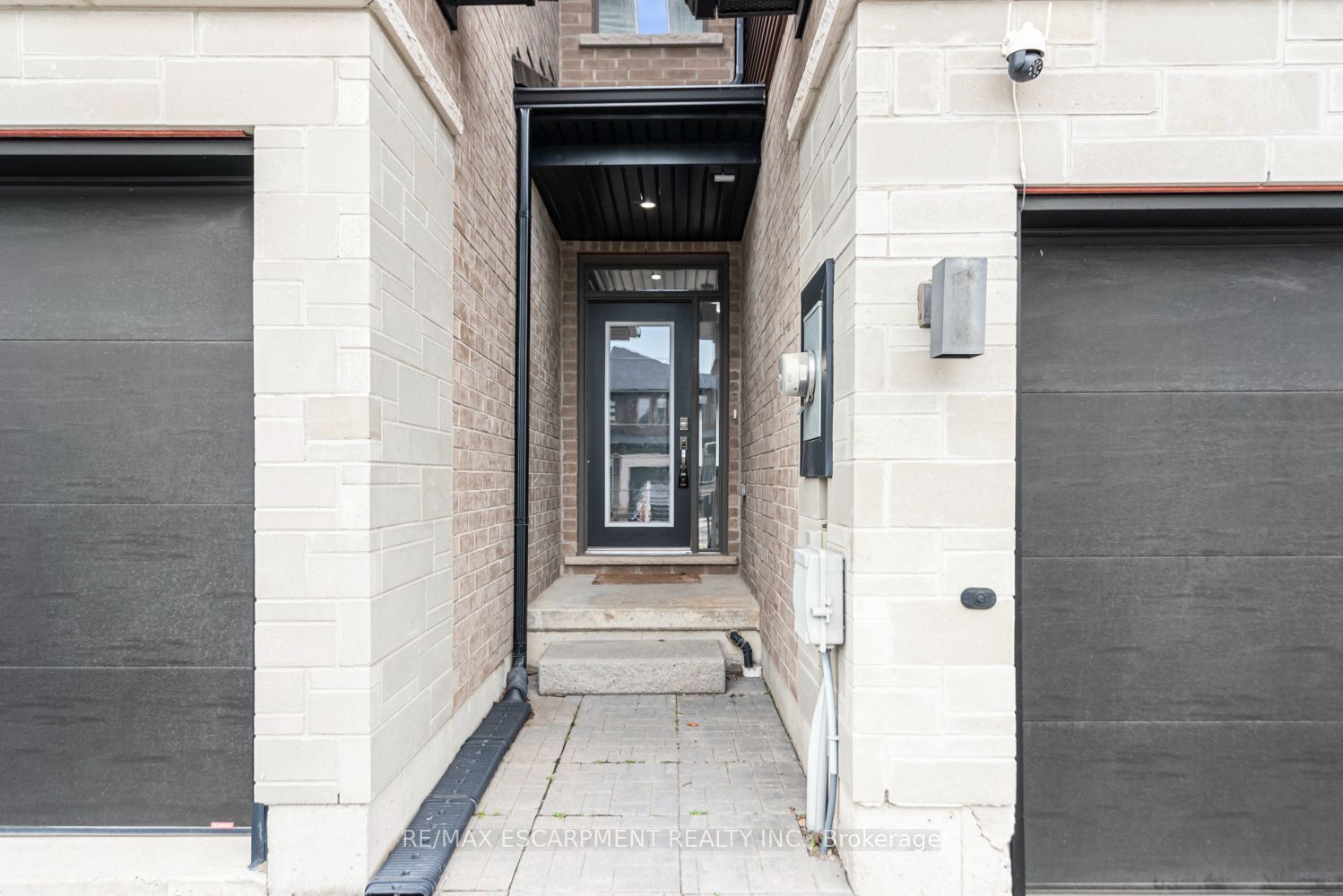 55 Greenwich Avenue, Hamilton, ON L8J 0L6 photo 4