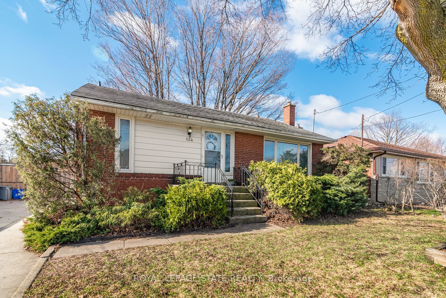 124 Broker Drive, Hamilton, ON L8T 2B8 photo 2