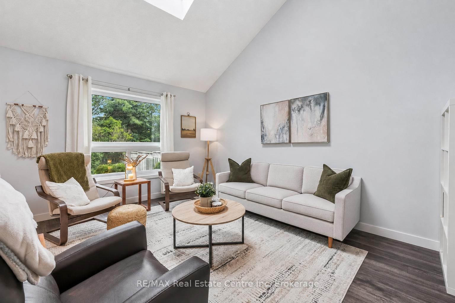 20 PRATT Place, Cambridge, ON N3C 4C8 photo 3
