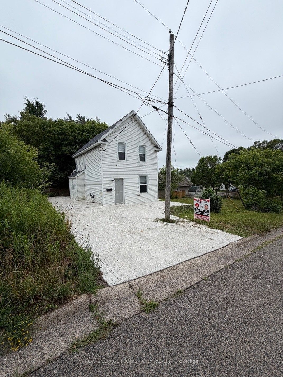 7 Hearst Street, Sault Ste Marie, ON P6B 1J6 photo 2