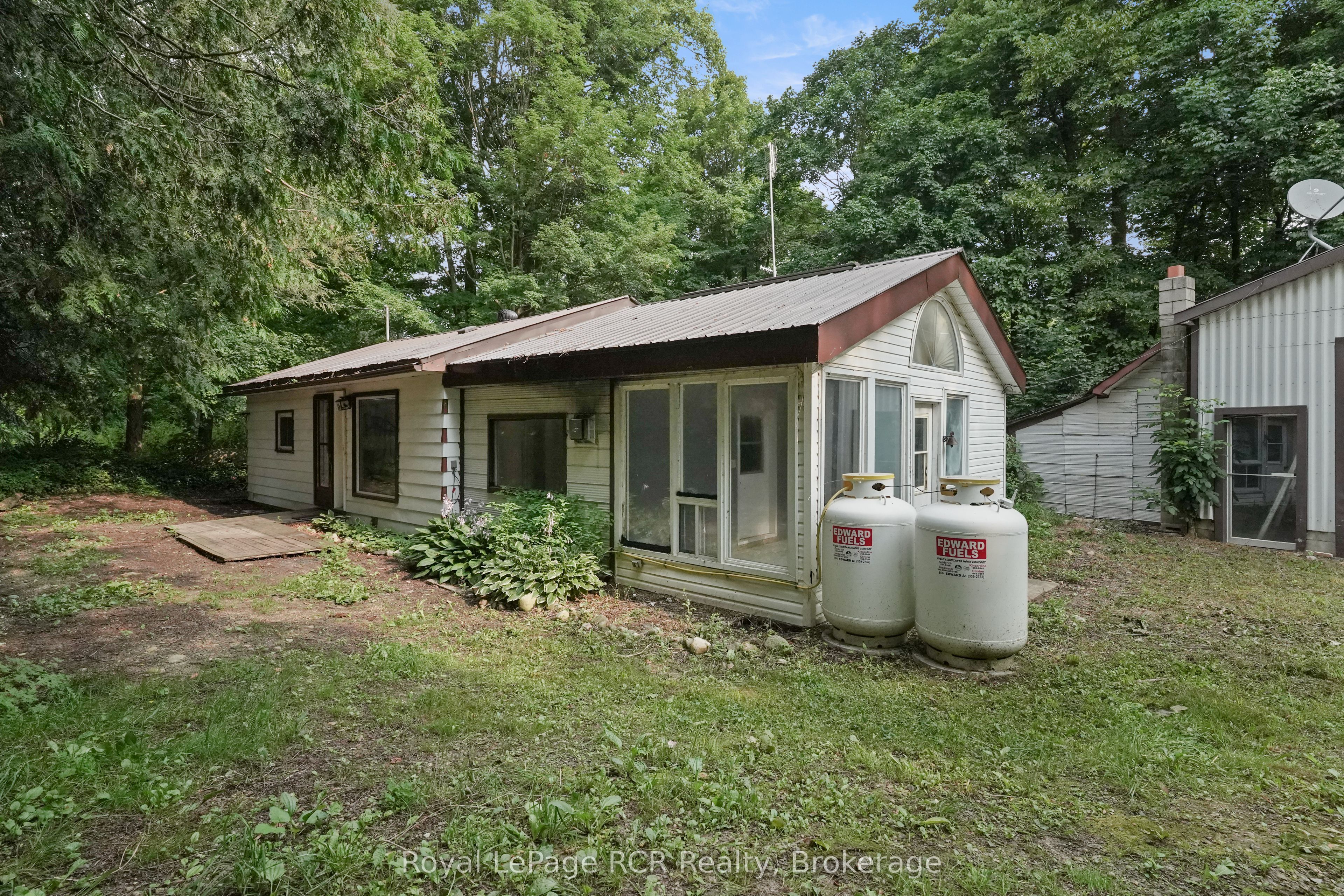 984 14 Concession E, Brockton, ON N0G 1L0 photo 5