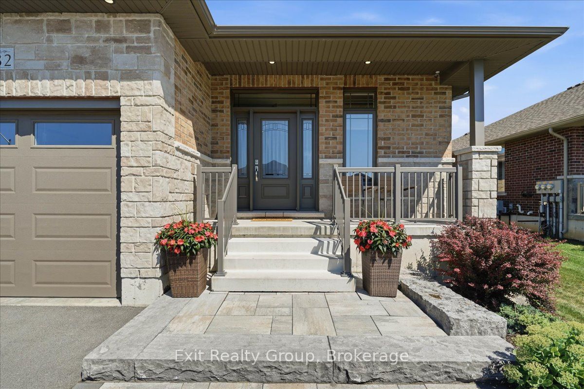 32 Wims Way, Belleville, ON K8N 0H8 photo 3