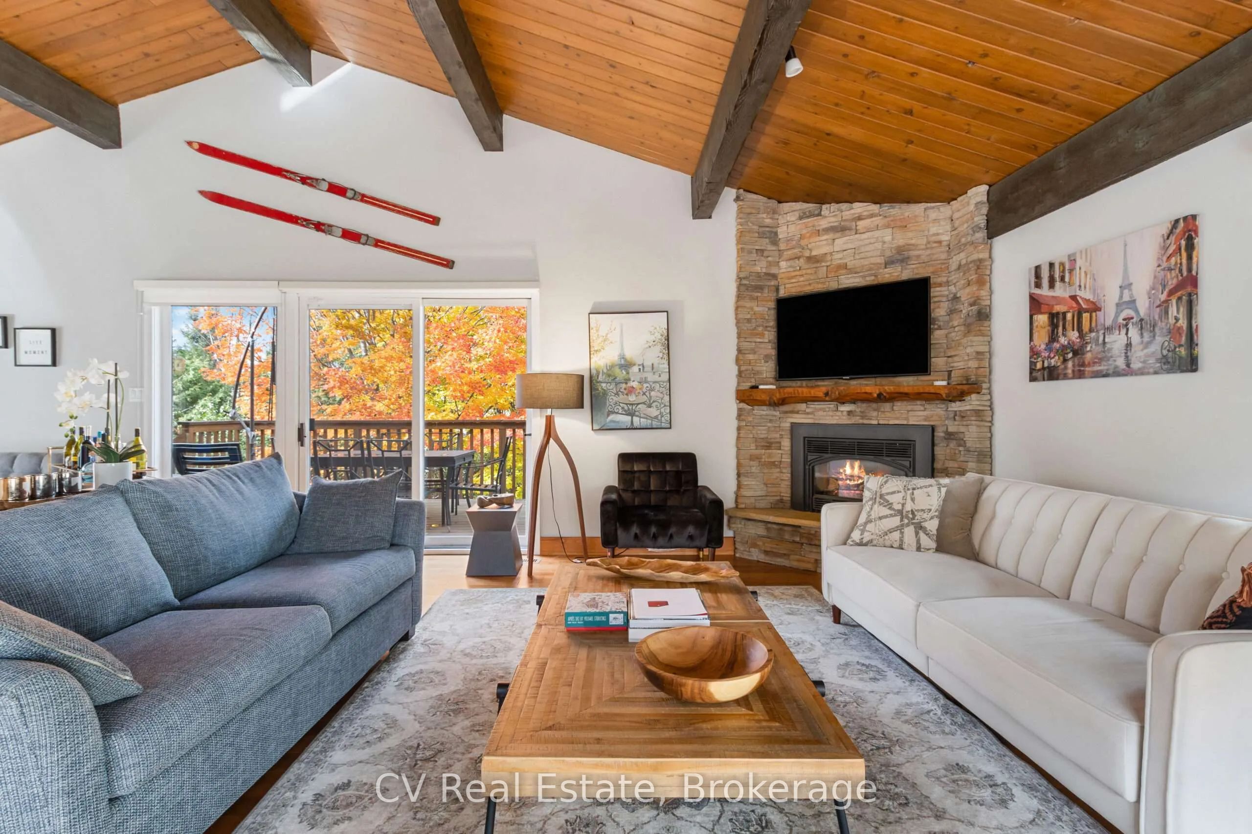 156 Chamonix Crescent, Blue Mountains, ON L9Y 0S7 photo 5