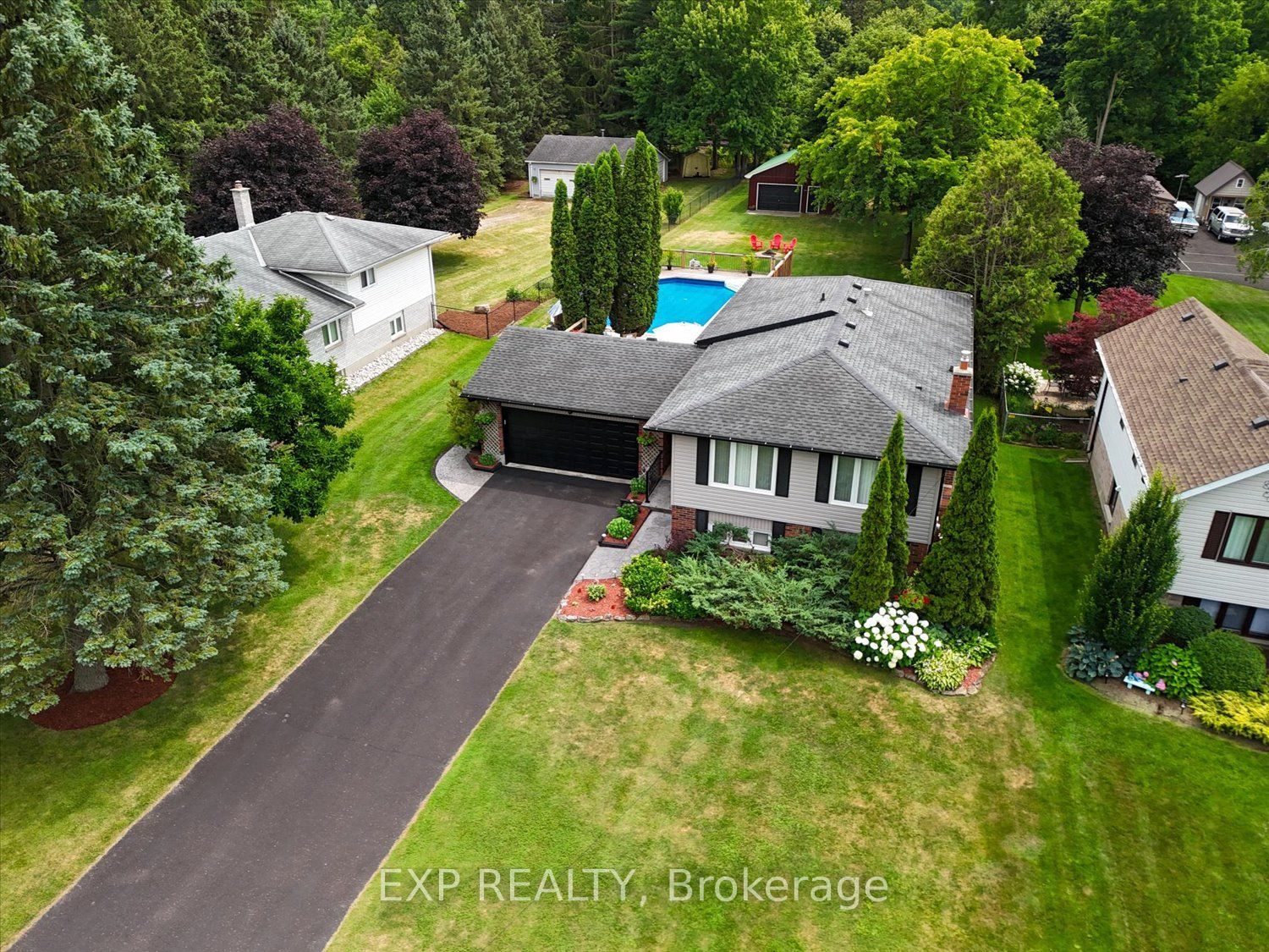 225 Minnie Street, Thames Centre, ON N0L 1G0