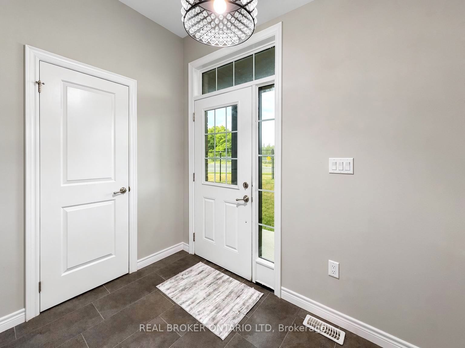 1054 Oakcrossing Gate 52, London North, ON N6H 0E9 photo 3