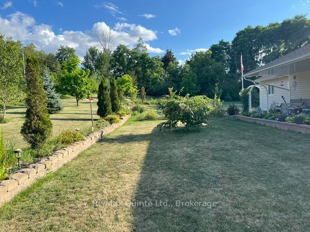 1874 Stockdale Road, Quinte West, ON K0K 2C0 photo 3