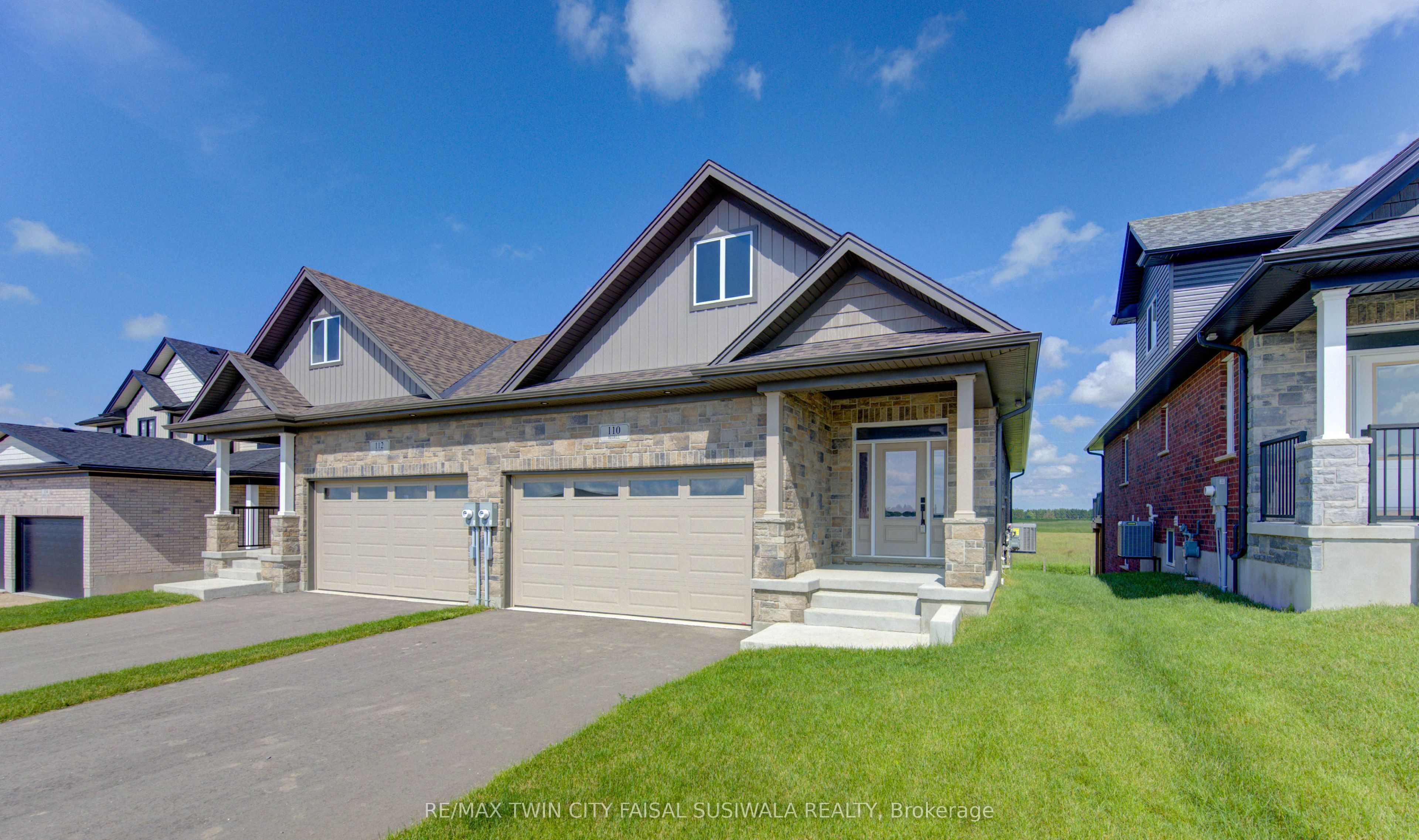 100 BEDELL Drive, Mapleton, ON N0G 1P0
