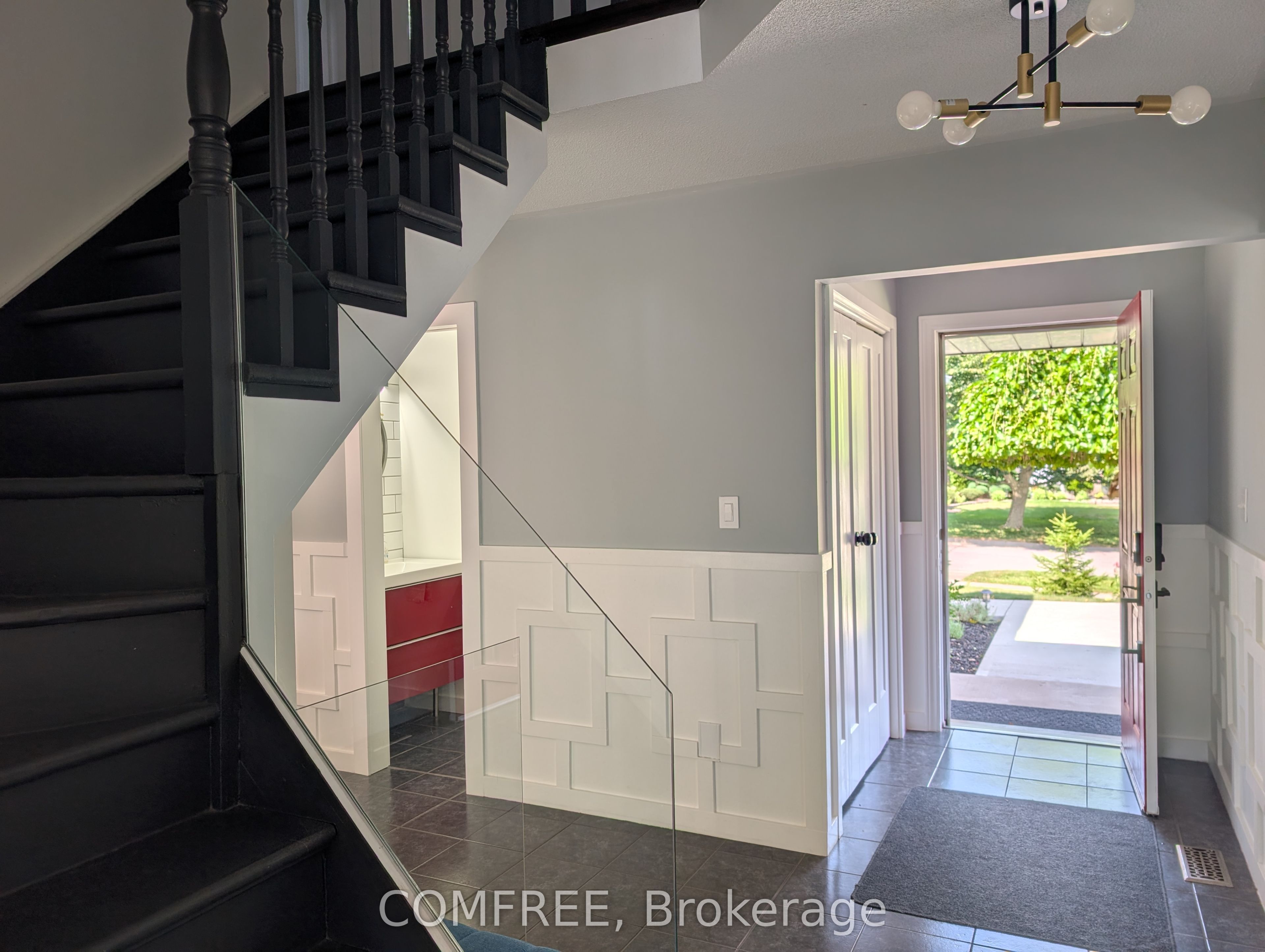 12 Millbridge Crescent, Pelham, ON L0S 1E1 photo 3