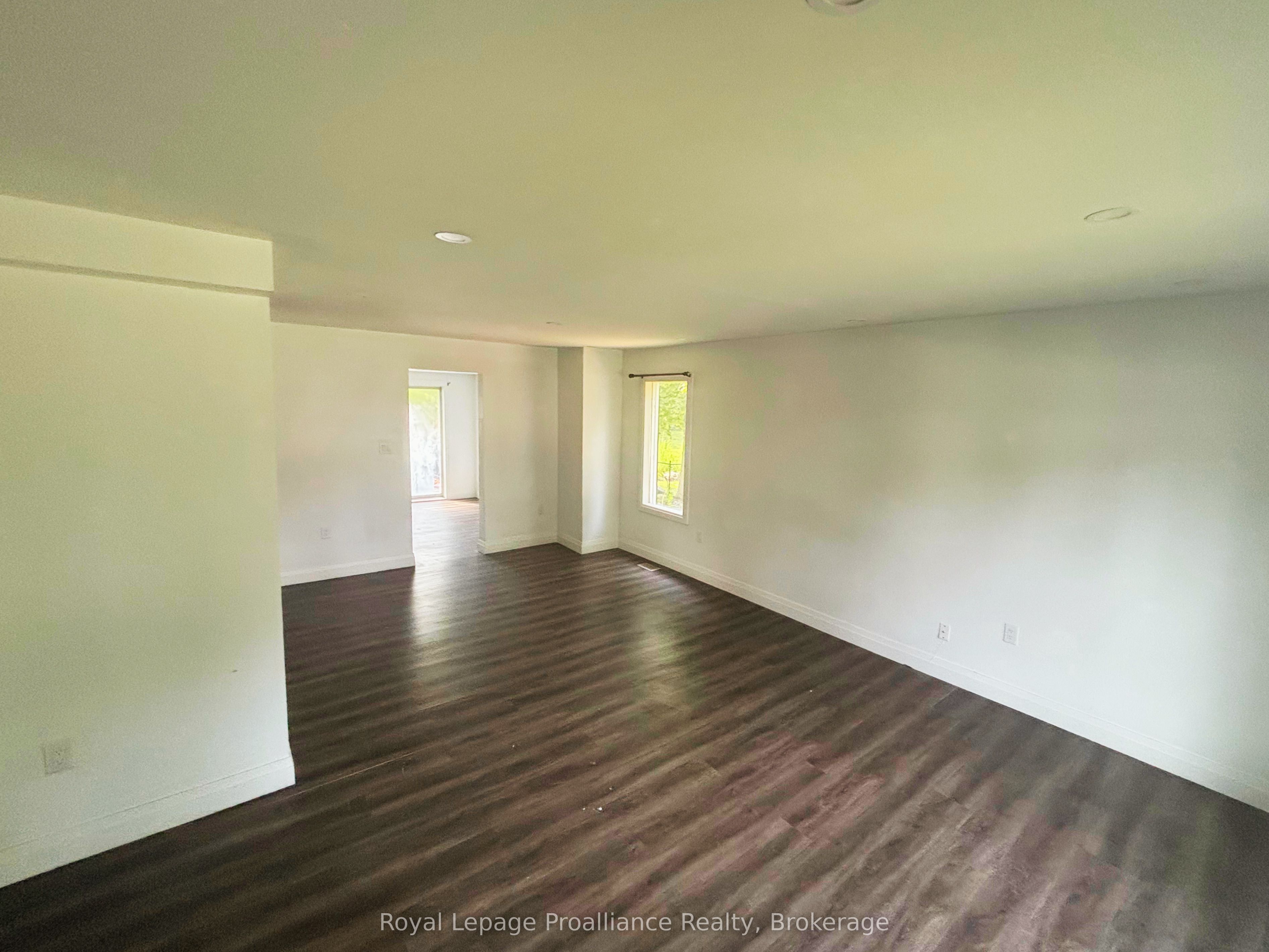 18 Ritchie Avenue, Belleville, ON K8P 3V9 photo 3