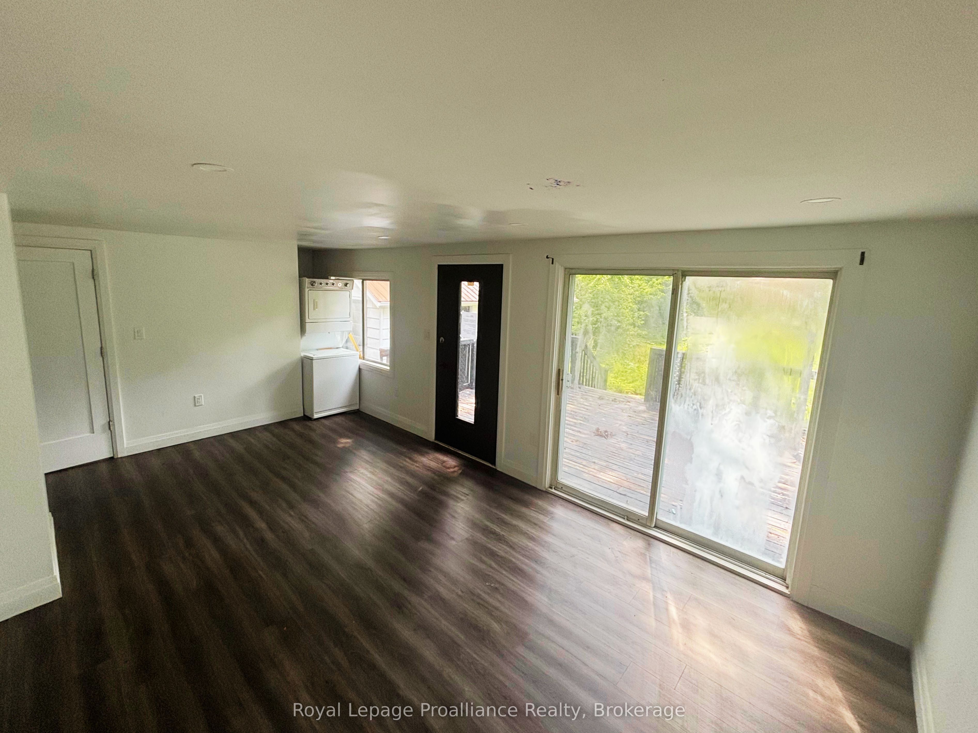 18 Ritchie Avenue, Belleville, ON K8P 3V9 photo 5