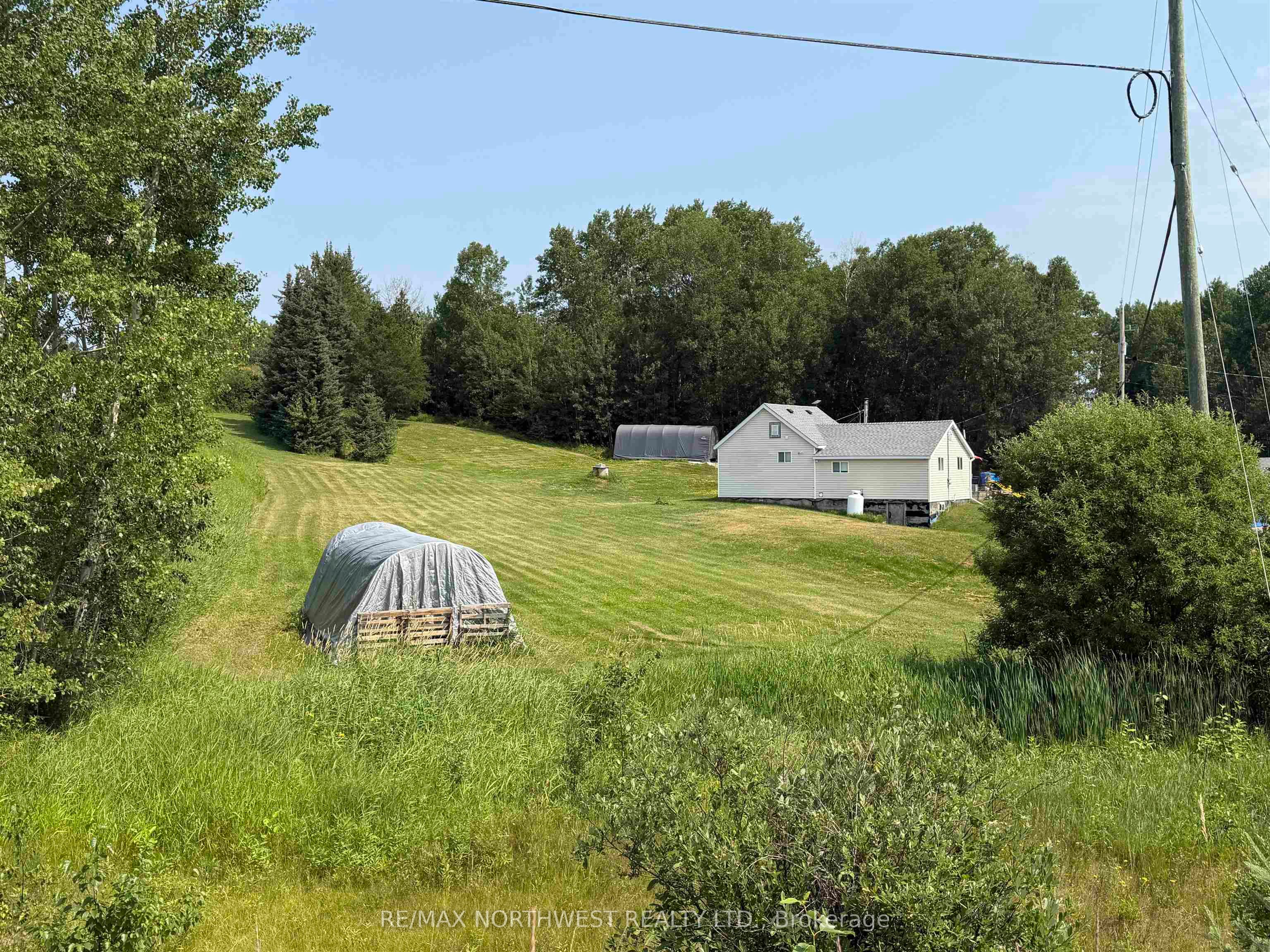 16 James Road, Kenora, ON P9N 0E2
