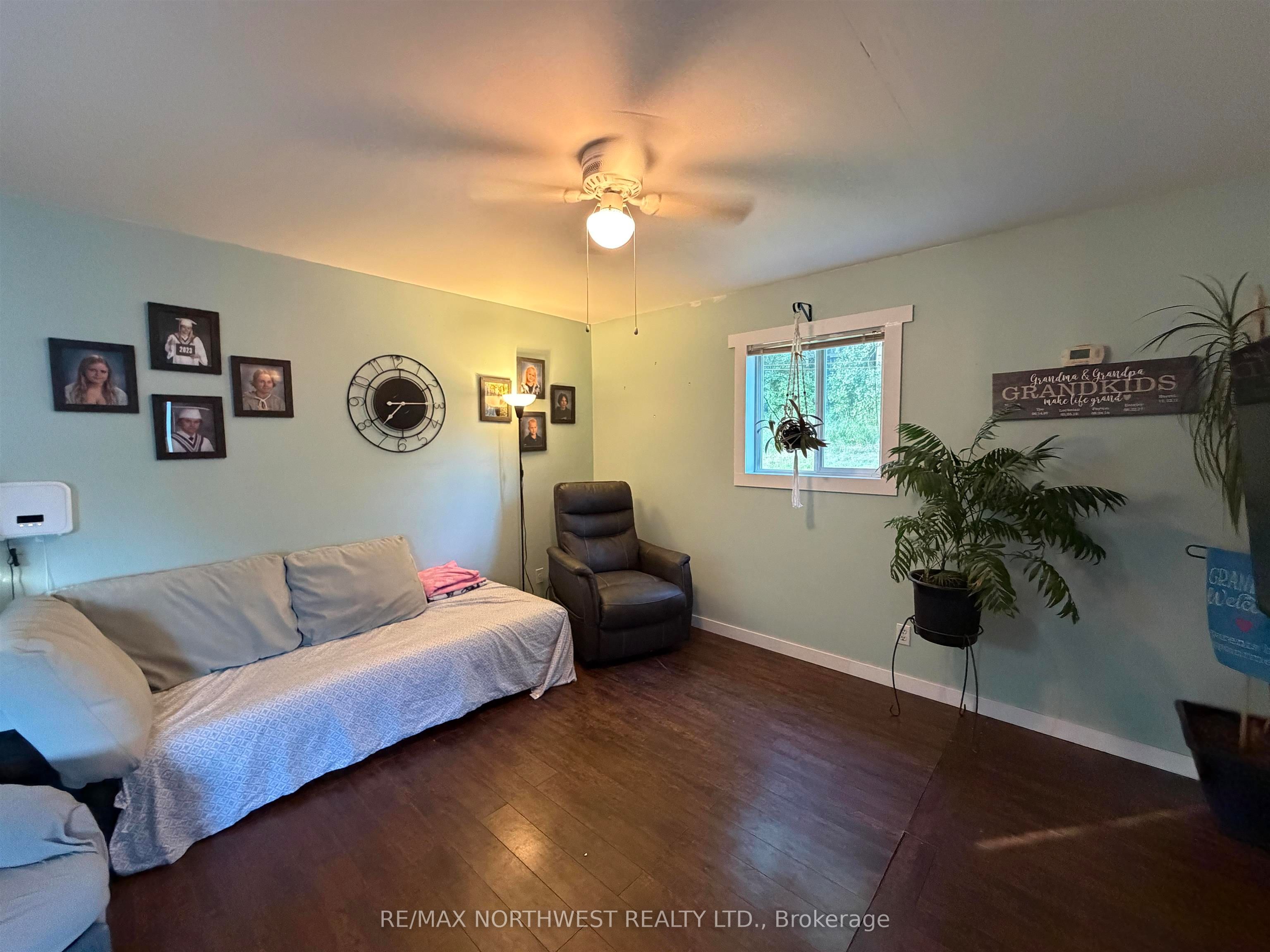 16 James Road, Kenora, ON P9N 0E2 photo 3