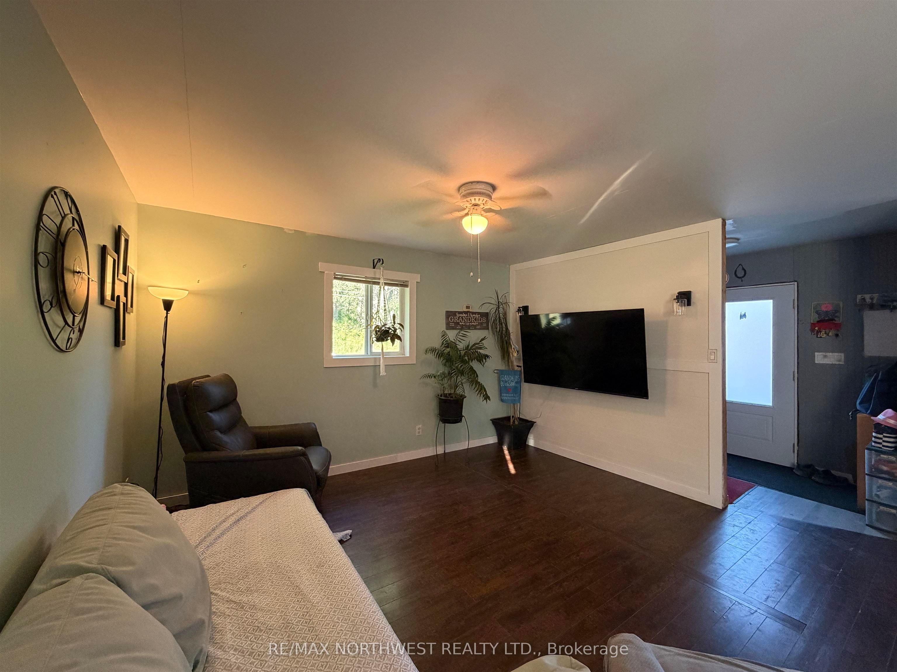 16 James Road, Kenora, ON P9N 0E2 photo 4