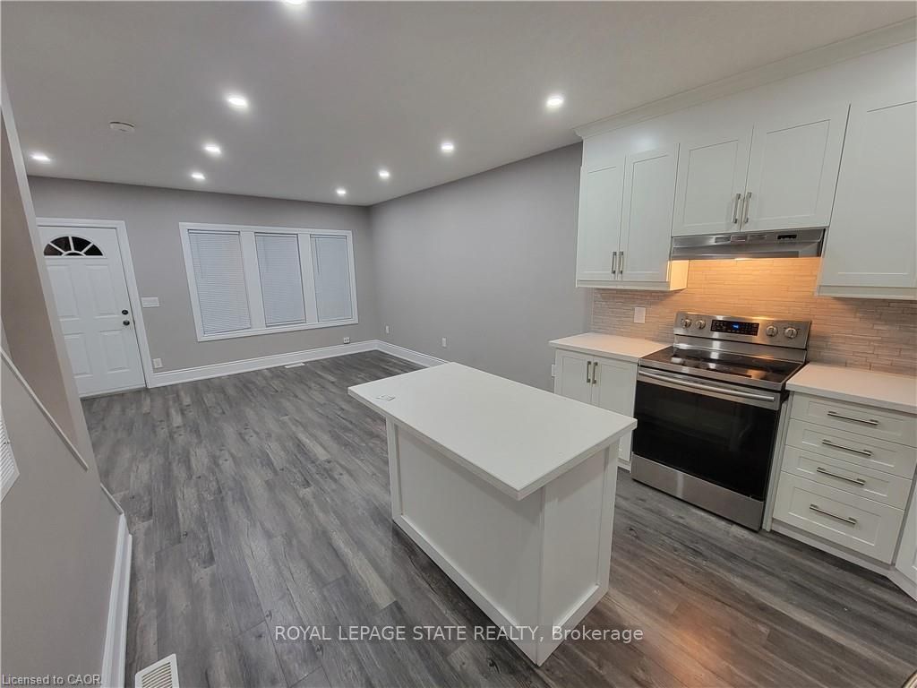 27 Belmont Avenue, Hamilton, ON L8L 7L9 photo 5