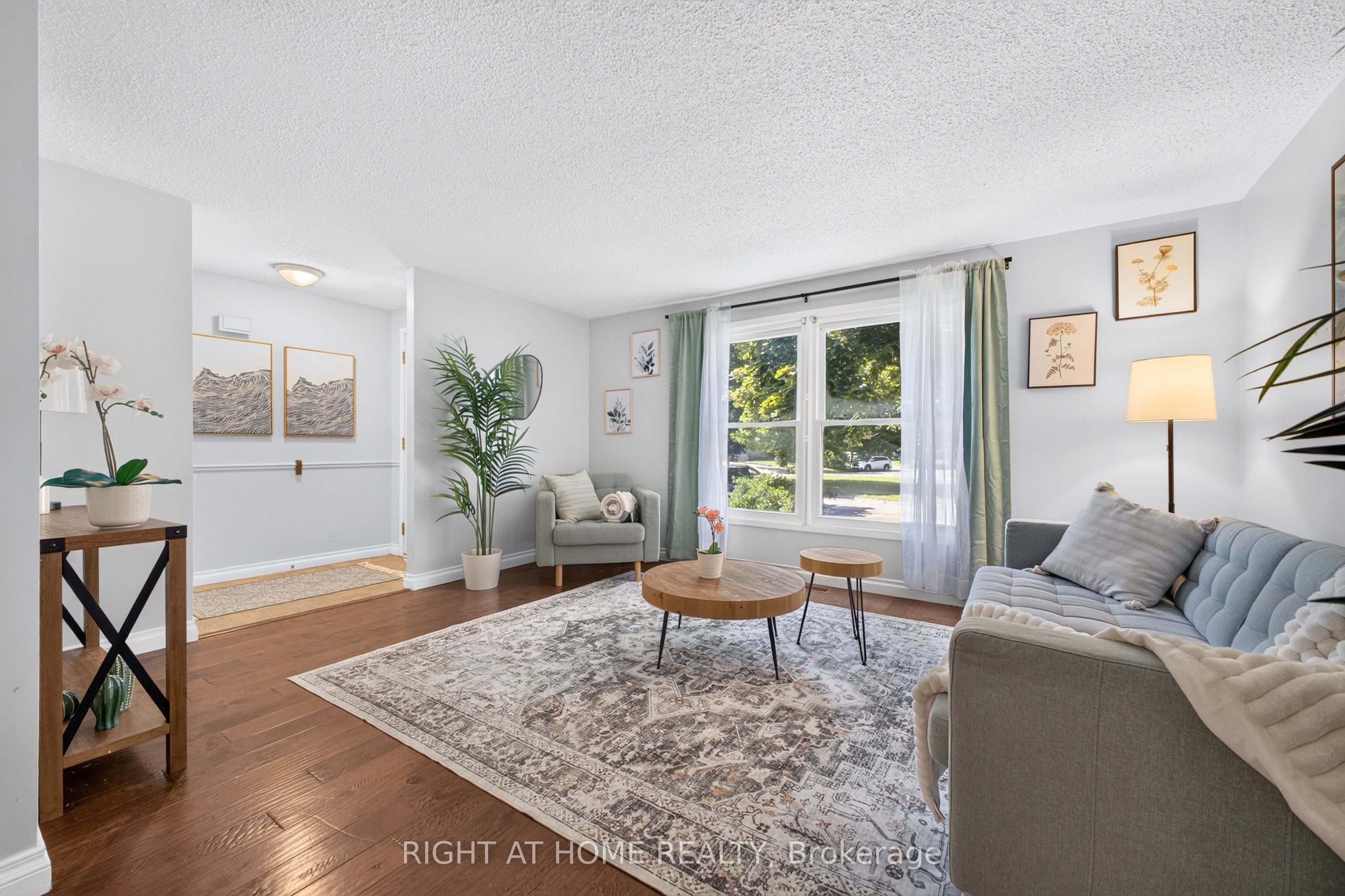 6 Bardadyn Court, St. Catharines, ON L2N 6R2 photo 2