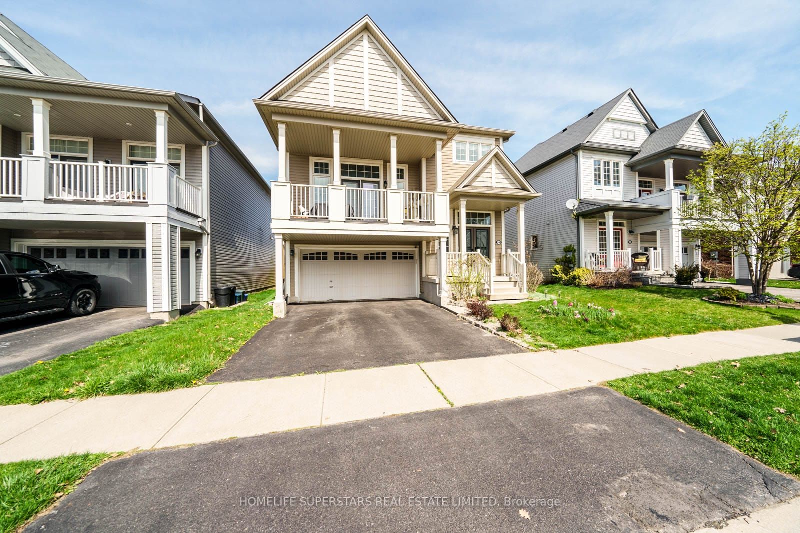 84 Lambert Crescent, Brantford, ON N3T 0E9