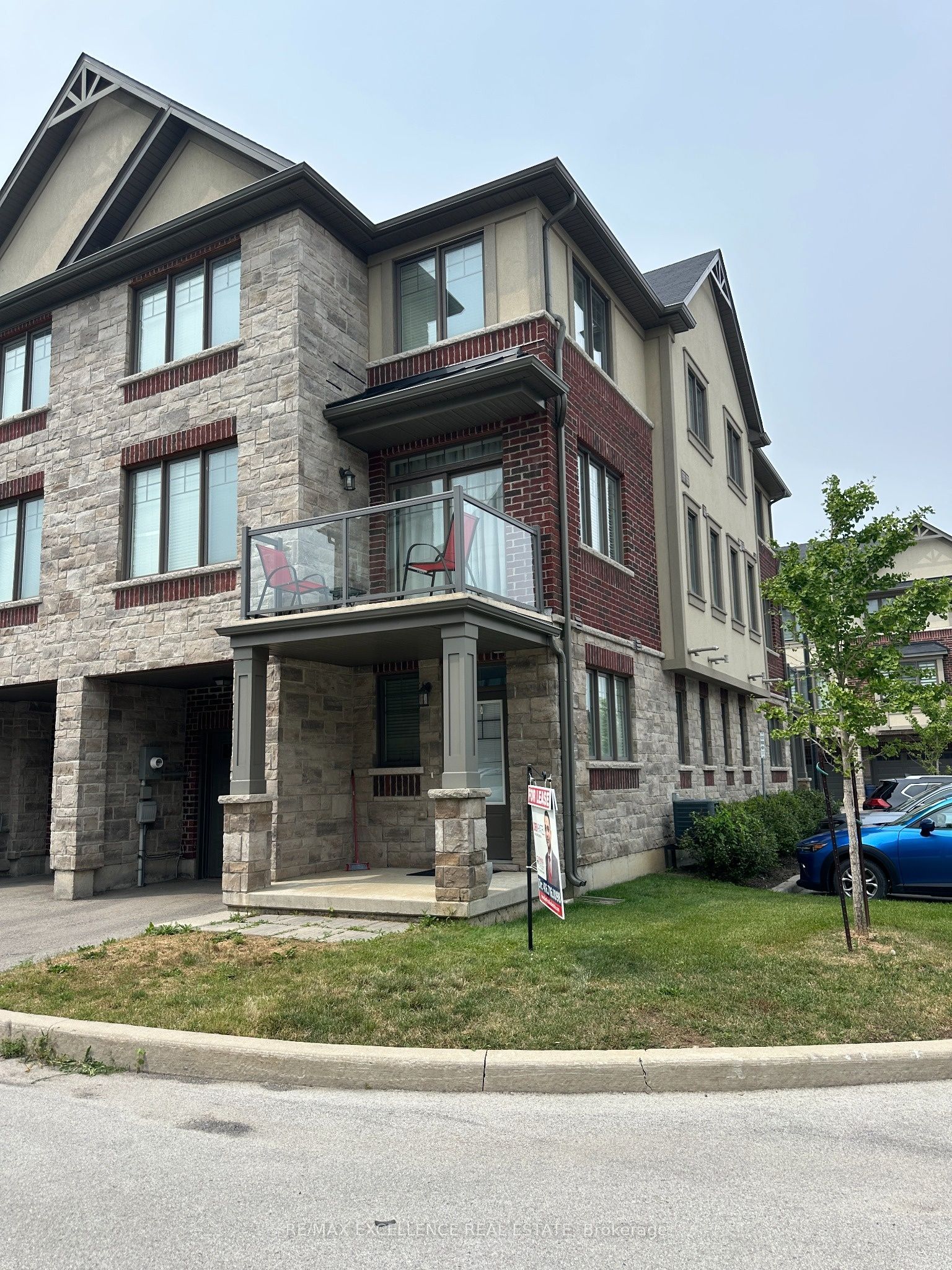 60 Farley Lane, Hamilton, ON L9G 0H2