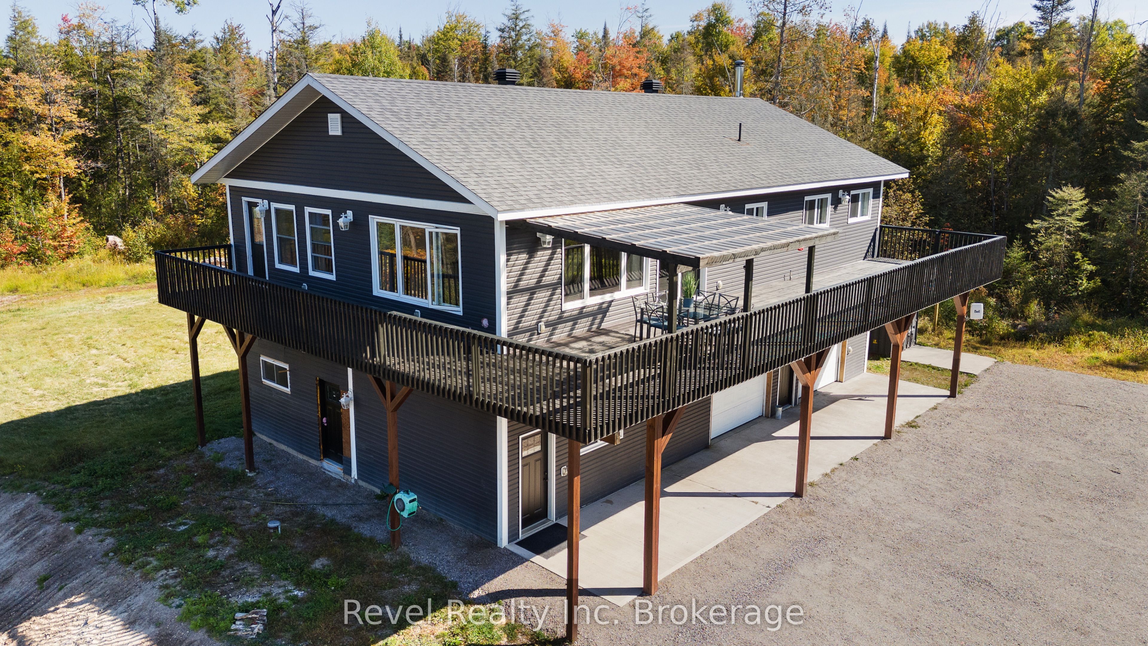 4205 Highway 17 E, Papineau-Cameron, ON P0H 1V0 photo 2