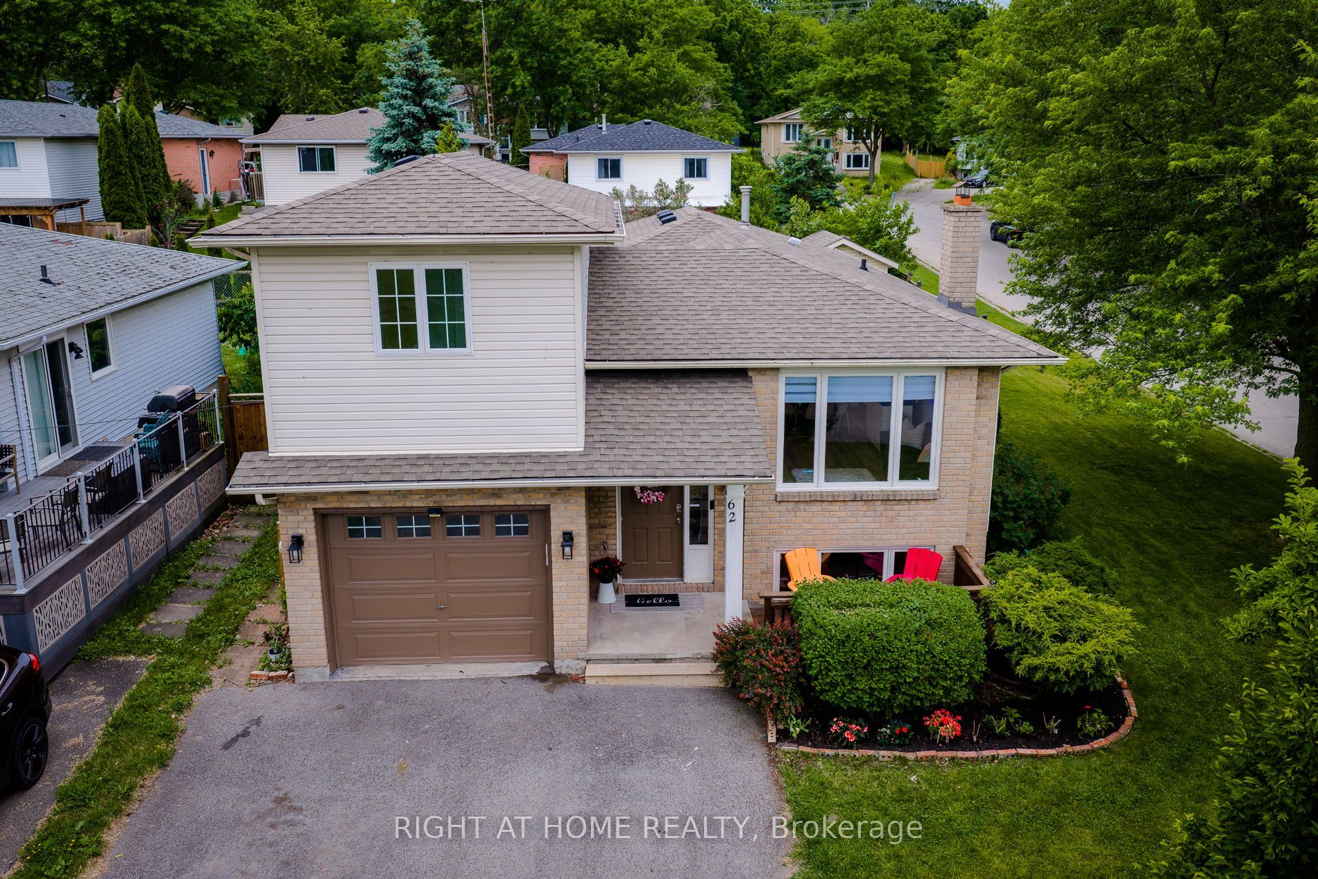 62 HAZEL Street, St. Catharines, ON L2T 4B7 photo 2