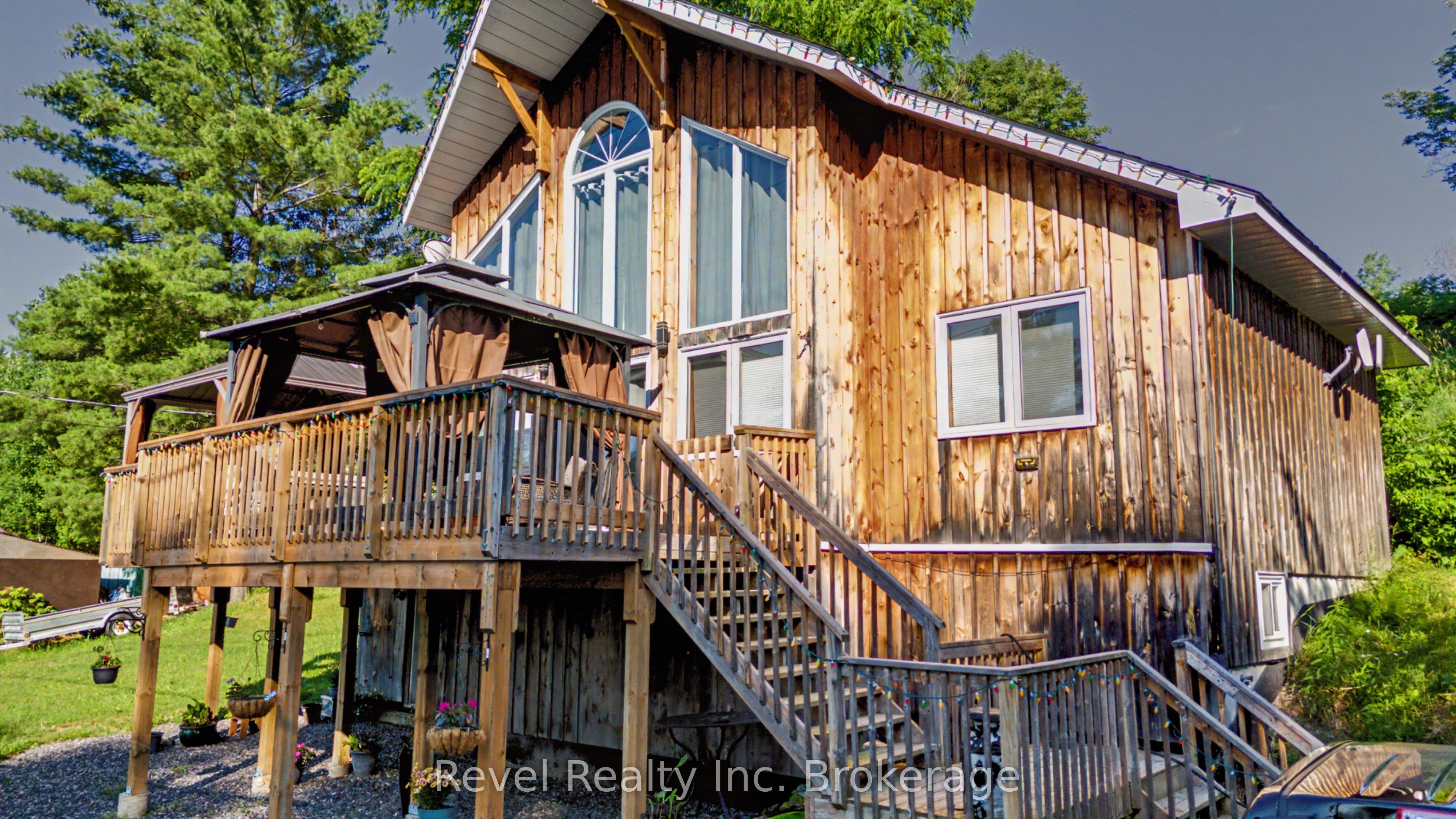 2242 Highway 124, Whitestone, ON P0A 1G0 photo 2