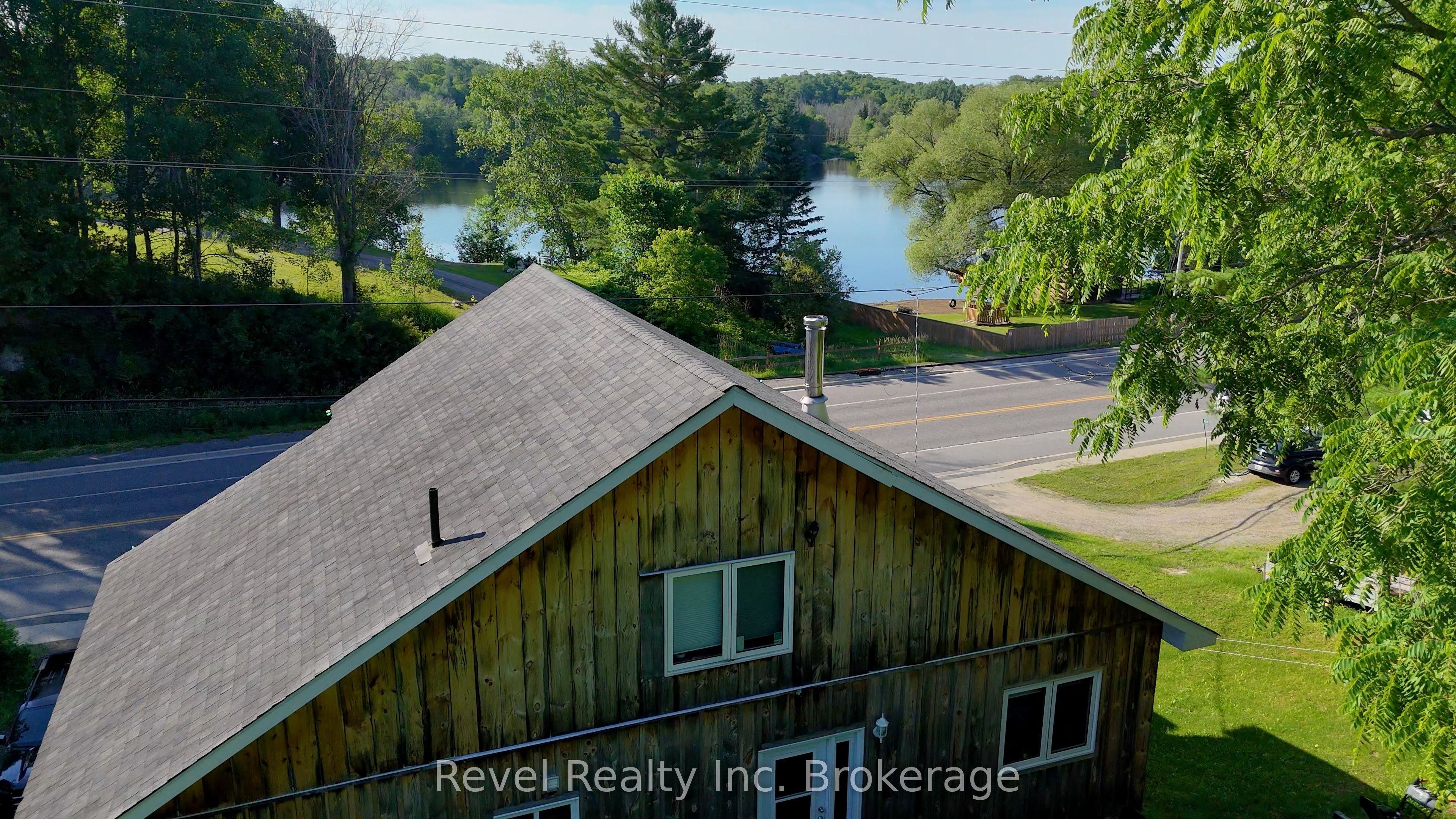 2242 Highway 124, Whitestone, ON P0A 1G0 photo 4