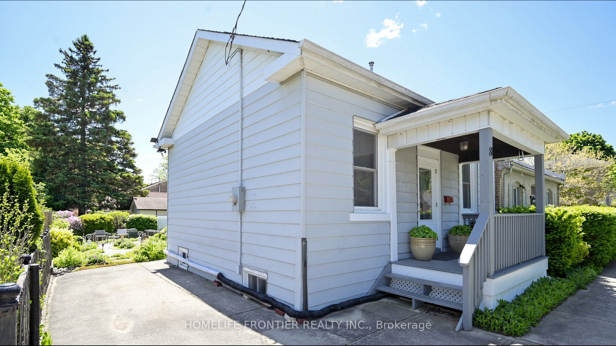 81 Richmond Street, Brantford, ON N3T 3Y7 photo 3