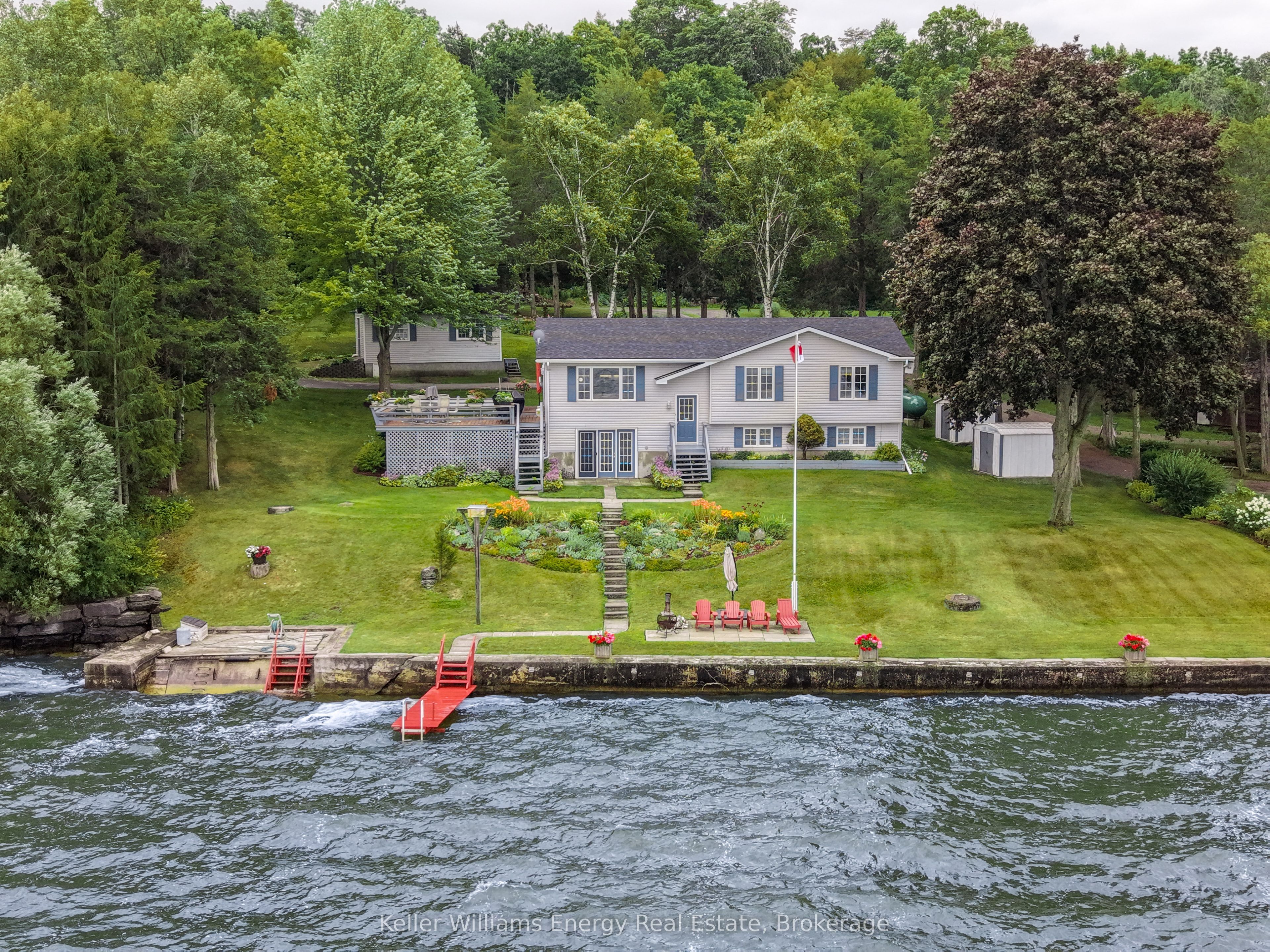 52 Rowlands Lane, Prince Edward County, ON K0K 1A0