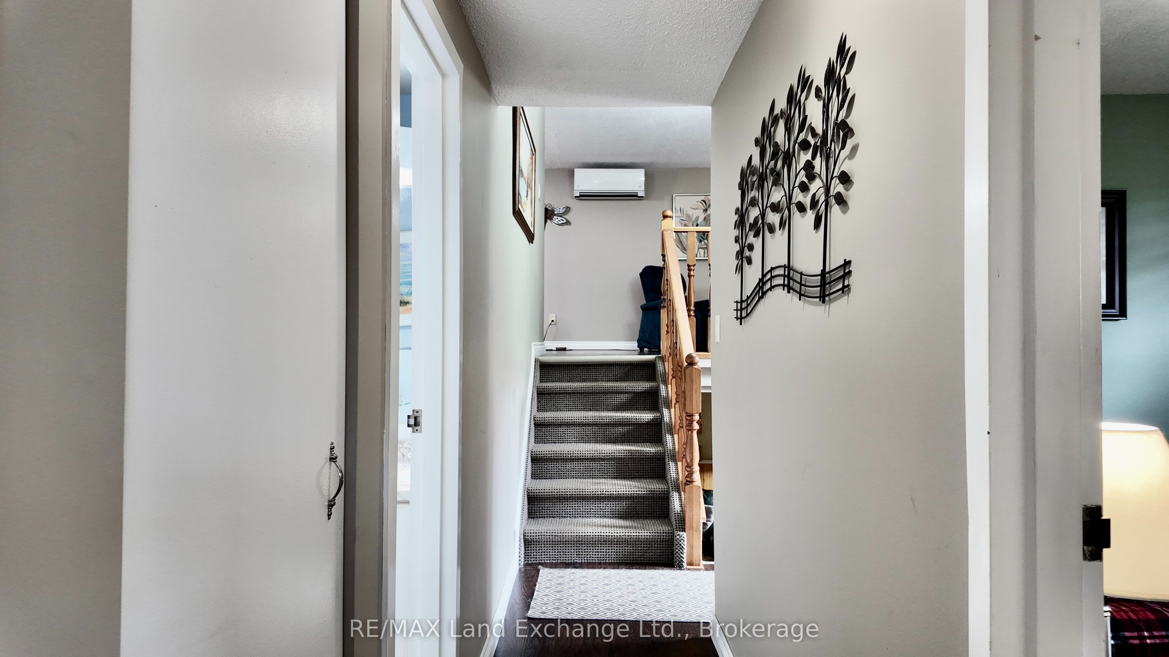 739 Palmateer Drive, Kincardine, ON N2Z 1R8 photo 2