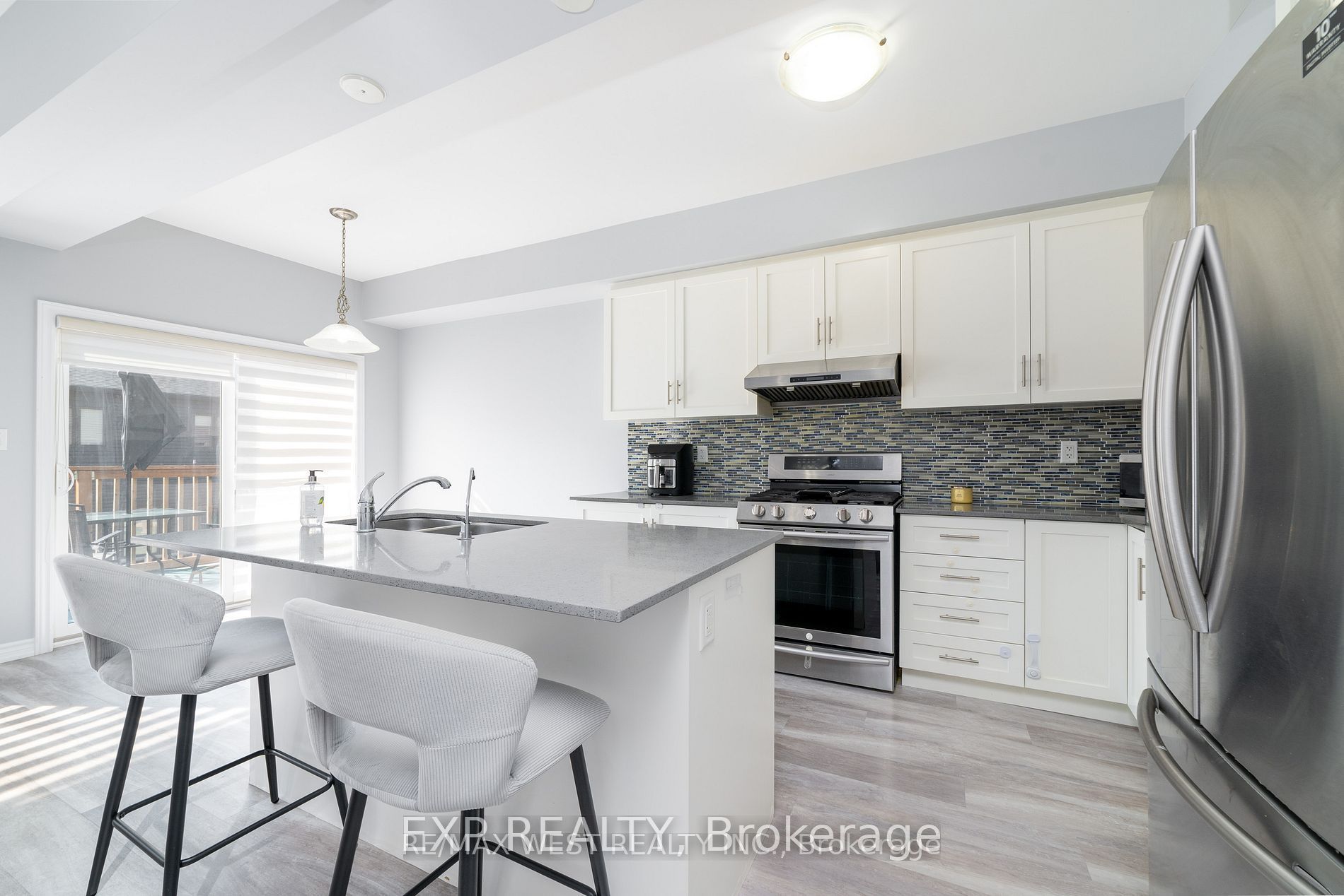 324 Equestrian Way 44 (Main), Cambridge, ON N3E 0E2